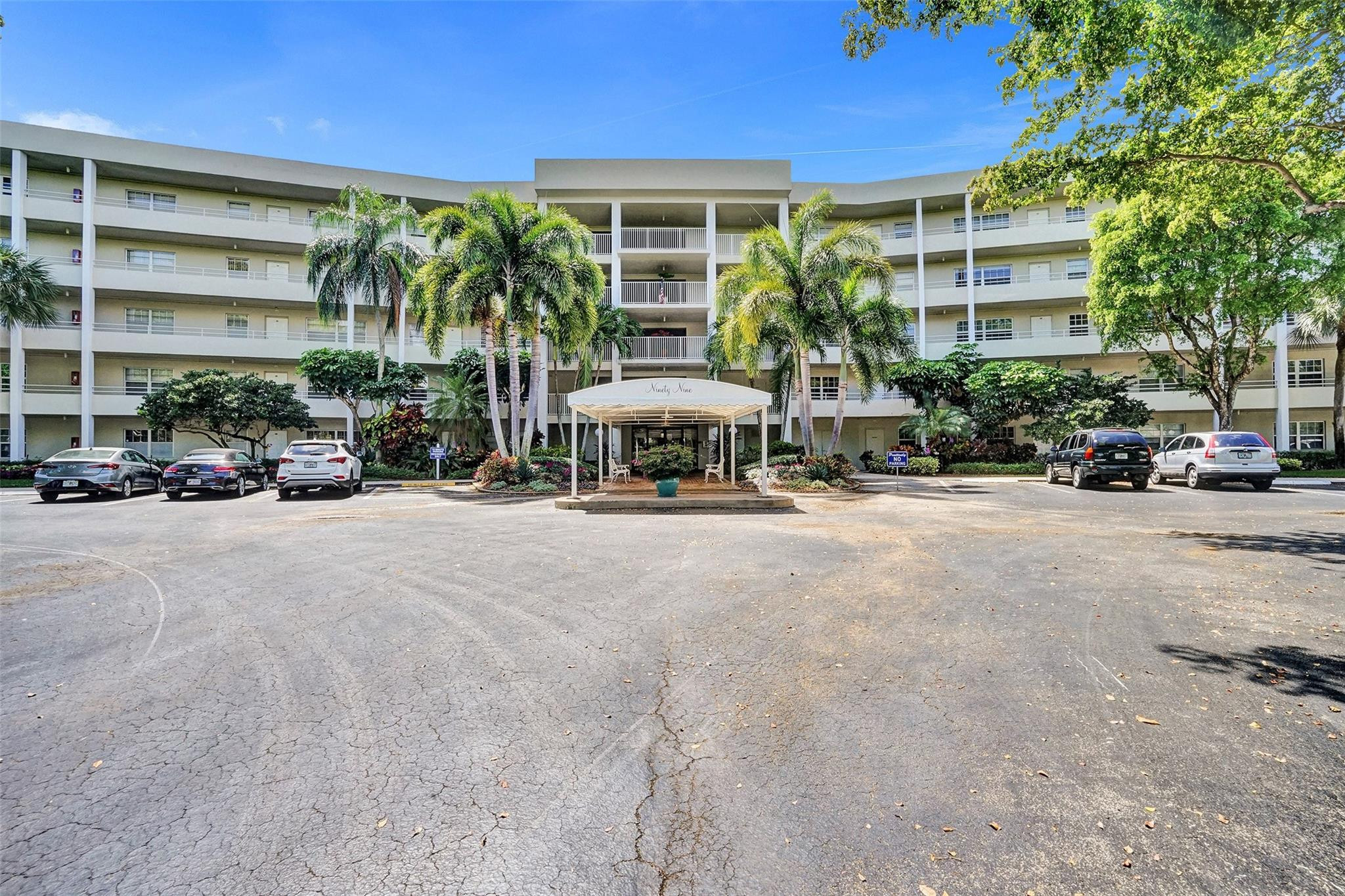 821 Cypress Boulevard 512