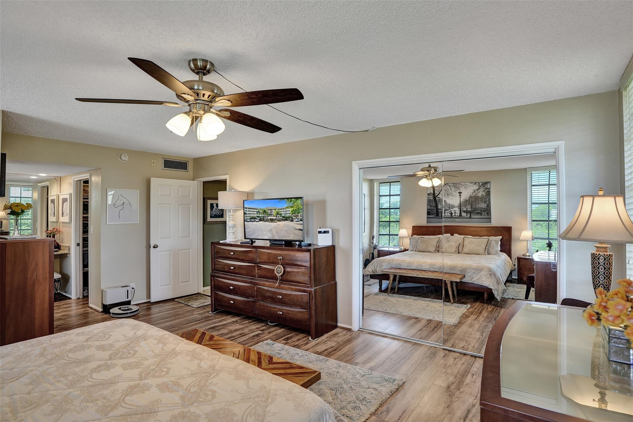 821 Cypress Boulevard 512