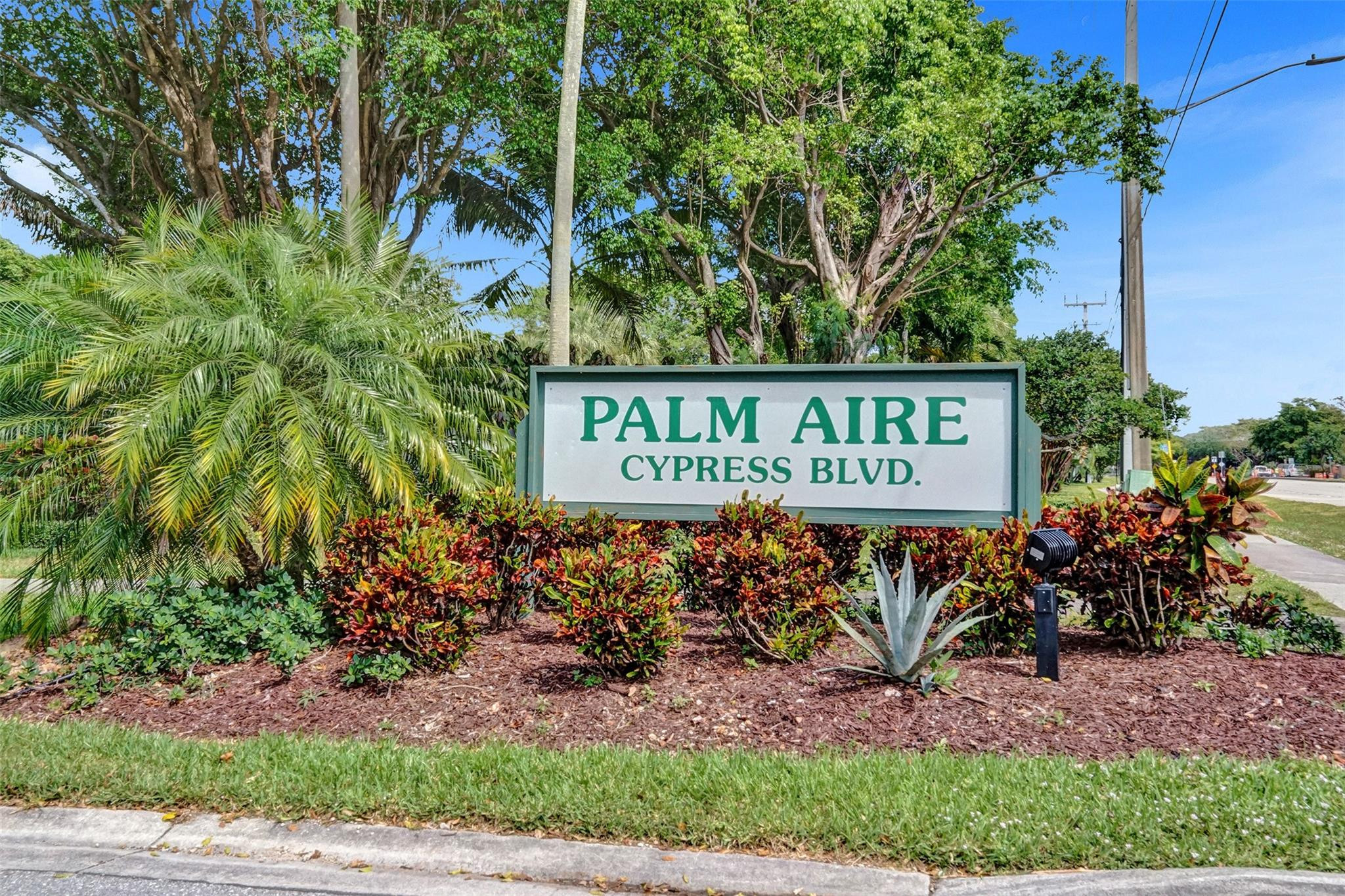 821 Cypress Boulevard 512