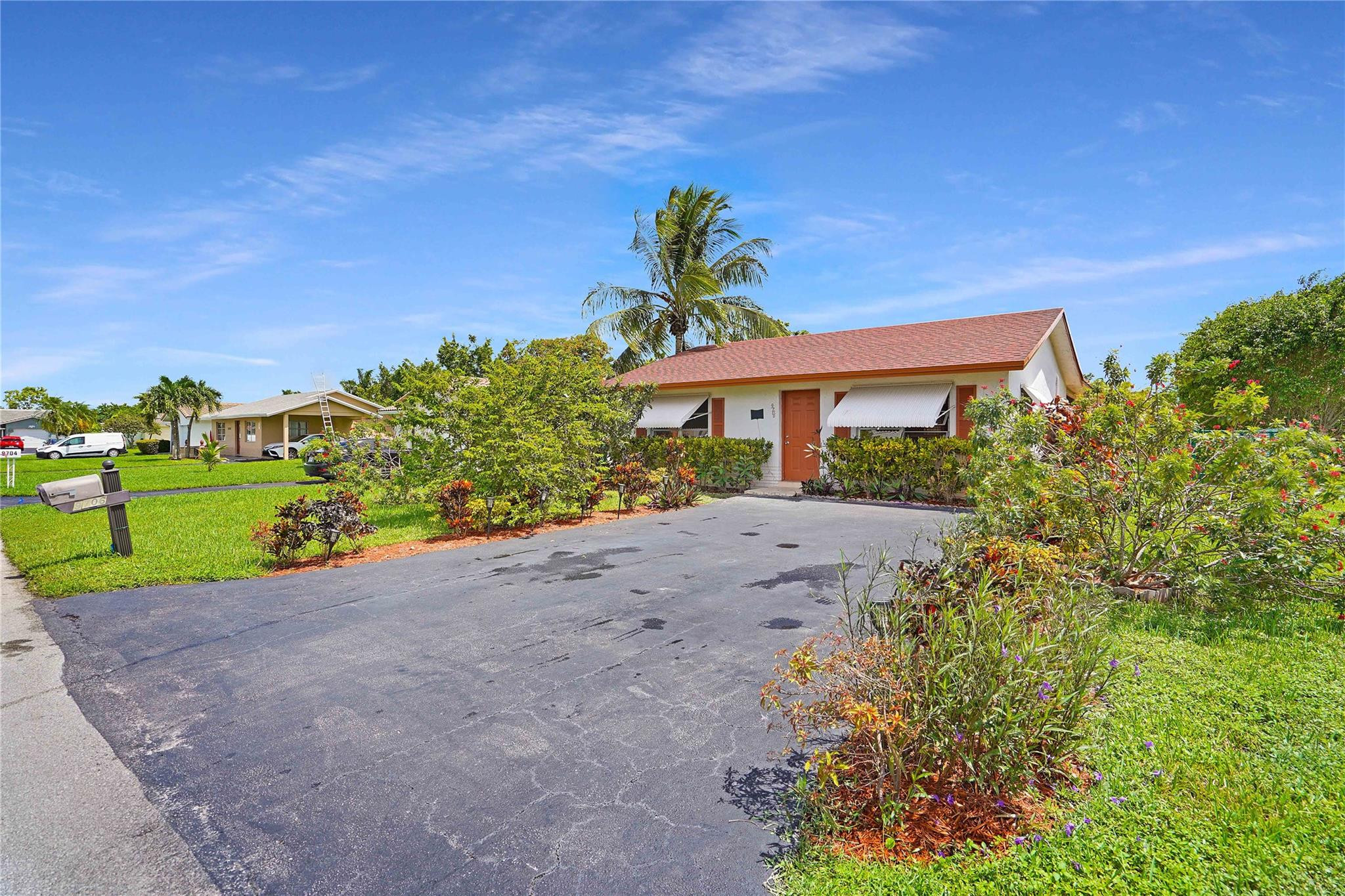 9706 NW 70th Court