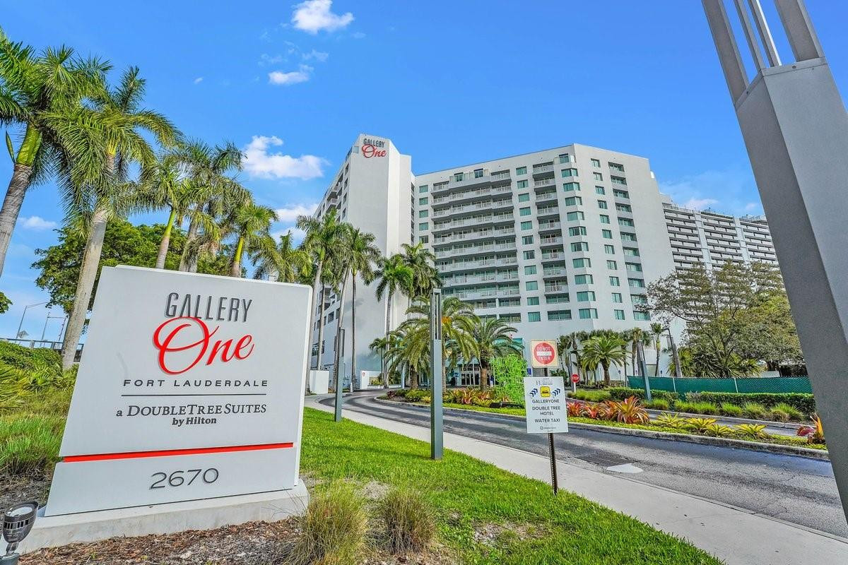 2670 E Sunrise Boulevard 911