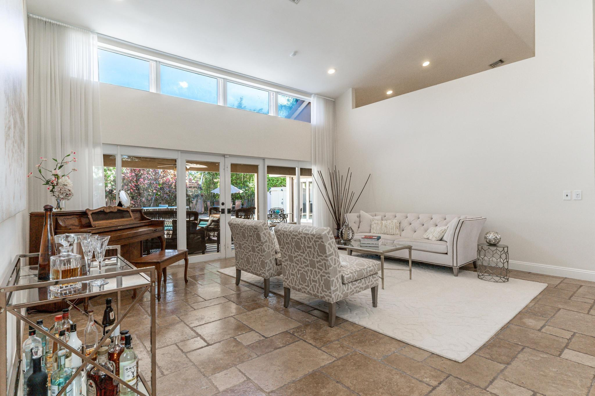 378 Coconut Circle