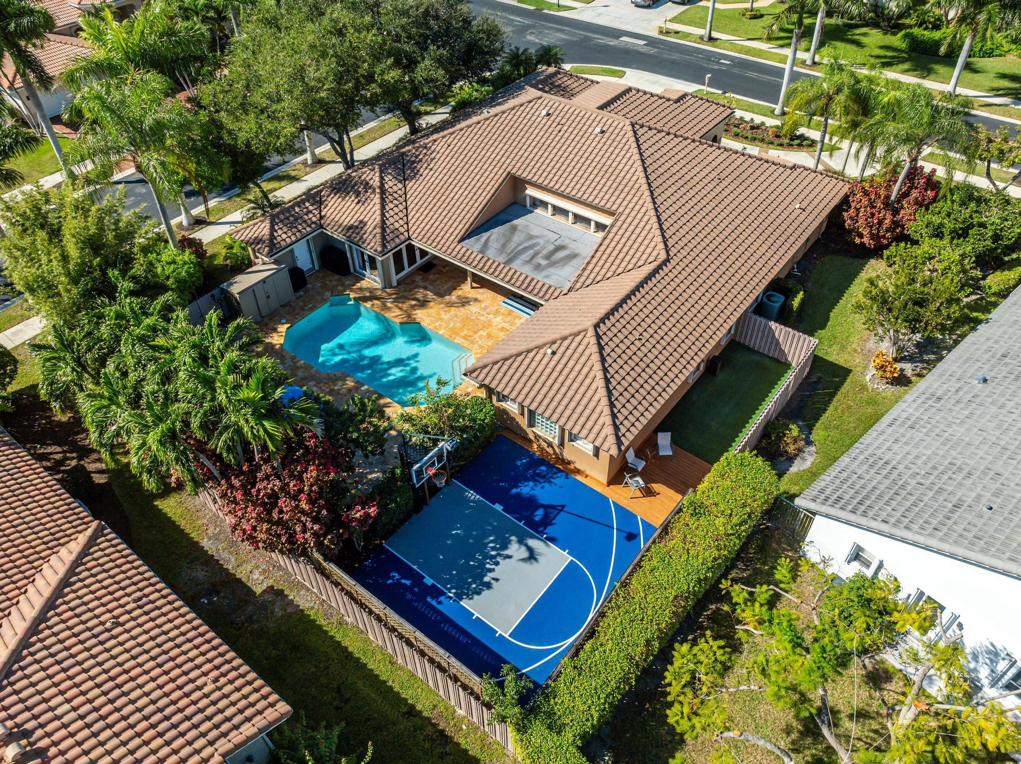 378 Coconut Circle