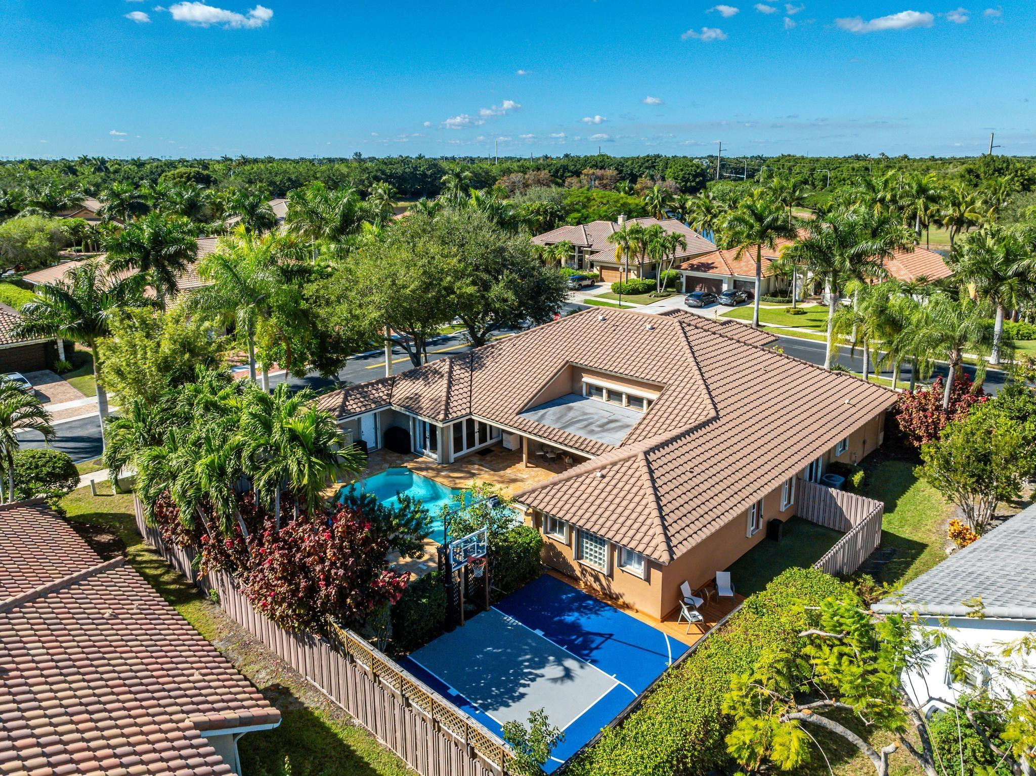 378 Coconut Circle