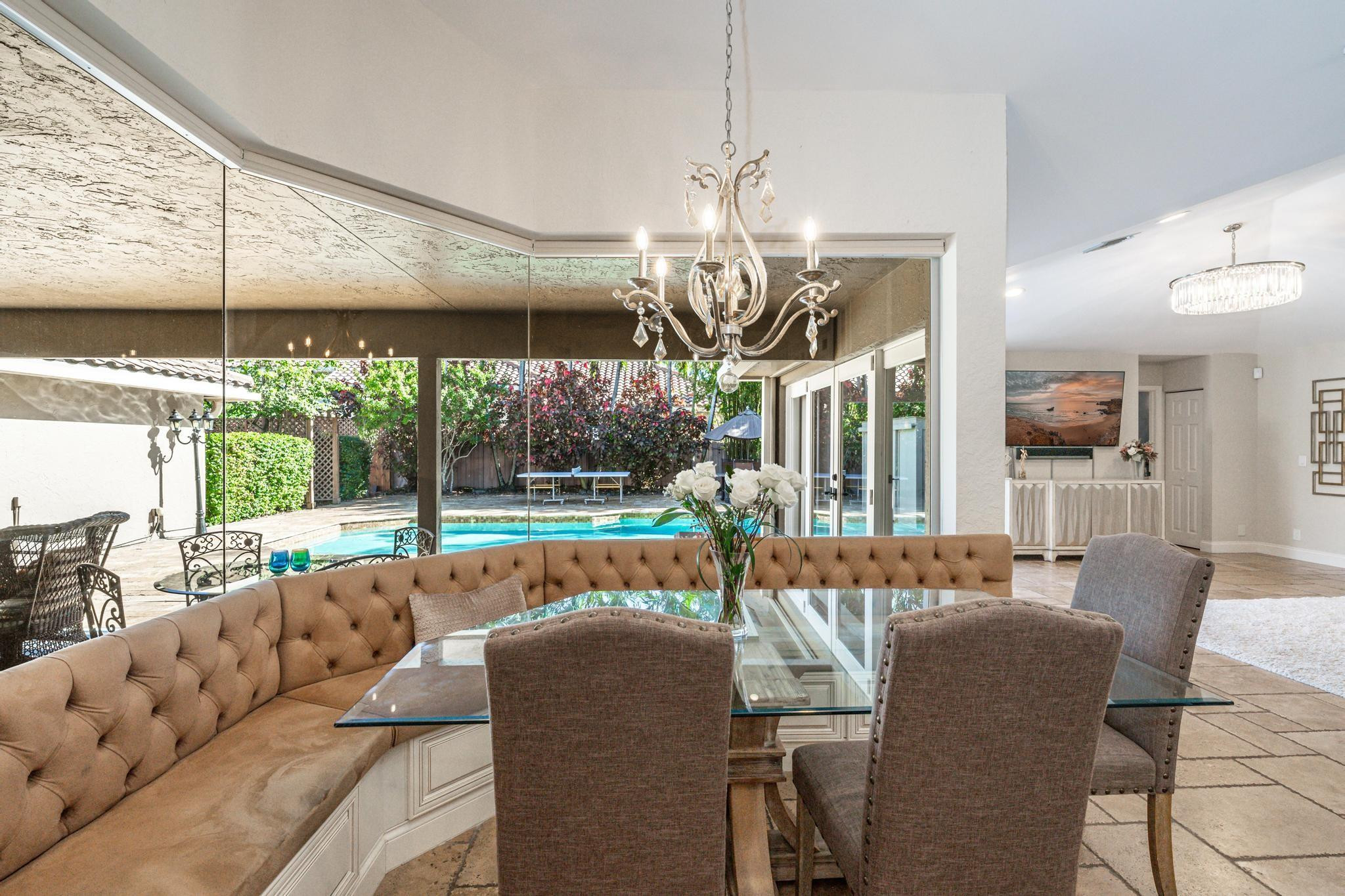 378 Coconut Circle
