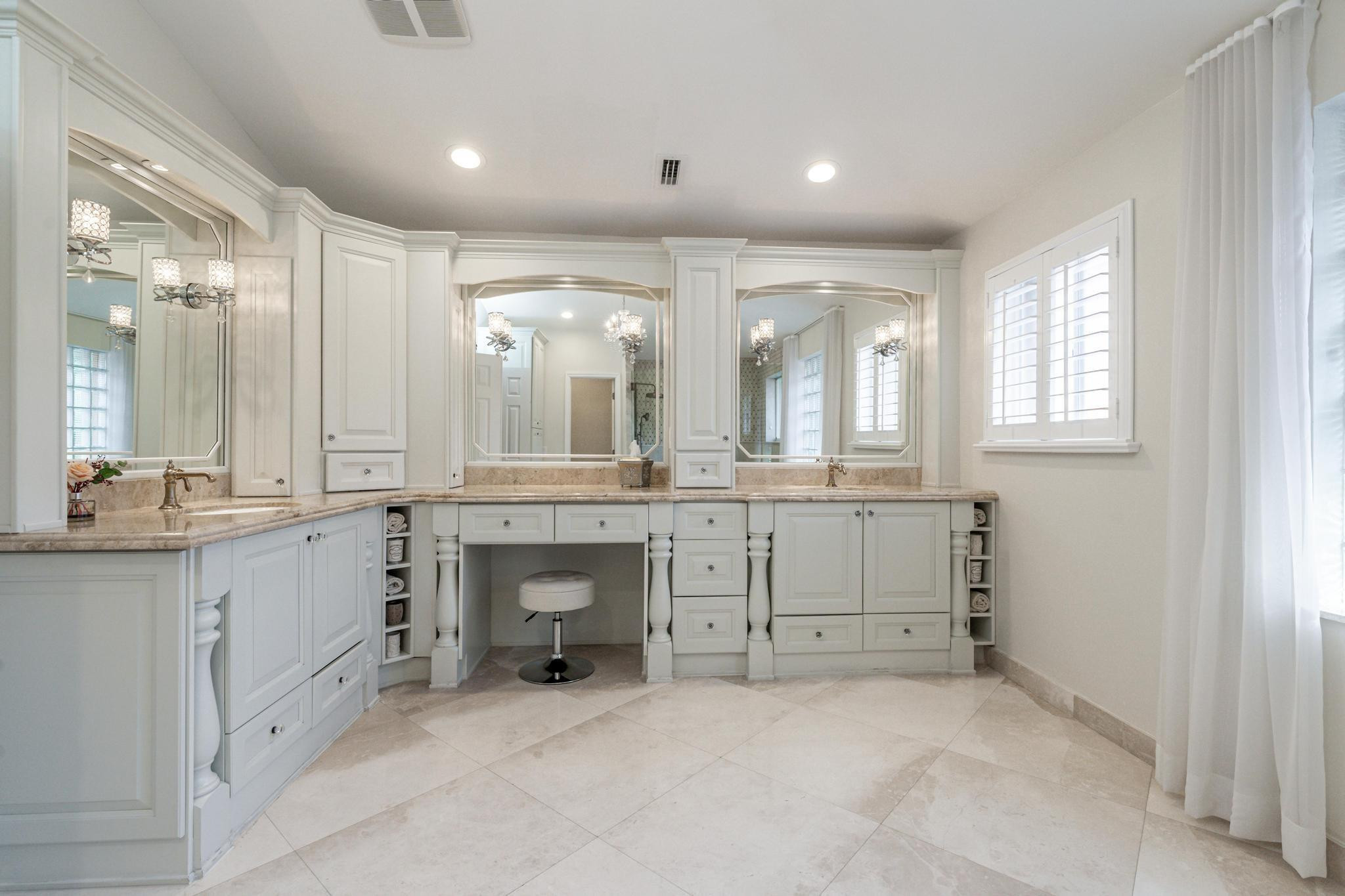 378 Coconut Circle