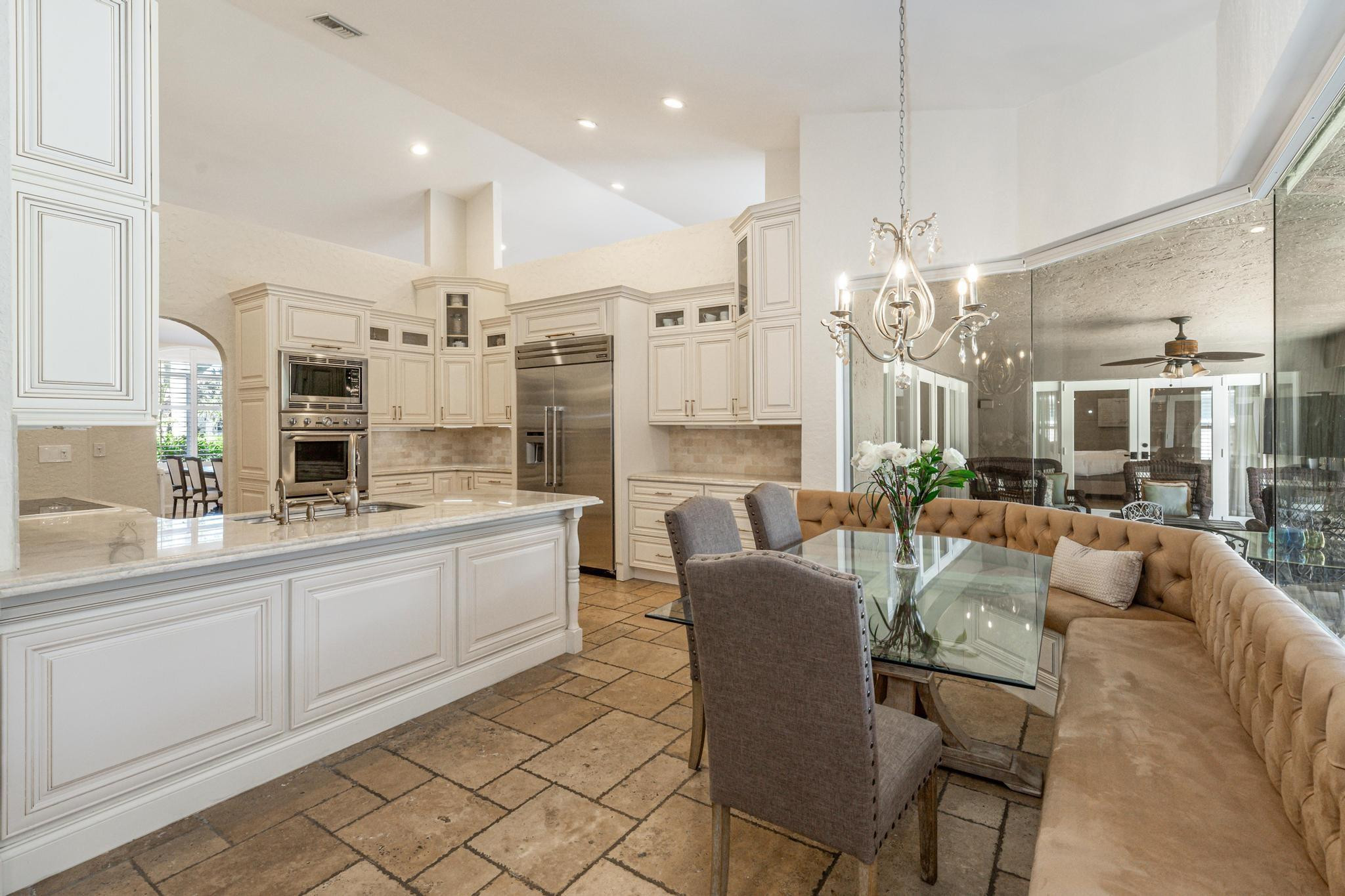 378 Coconut Circle