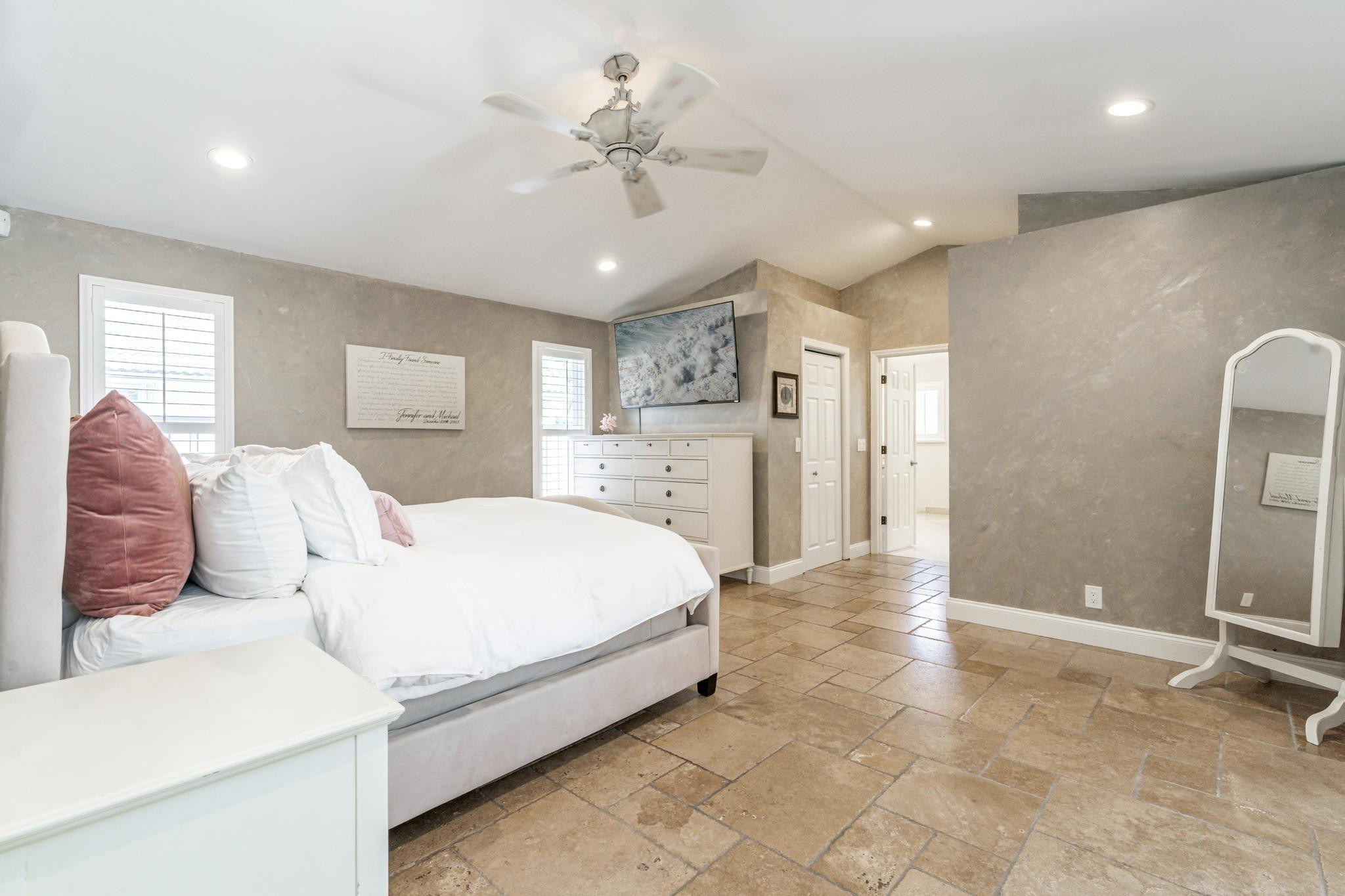 378 Coconut Circle
