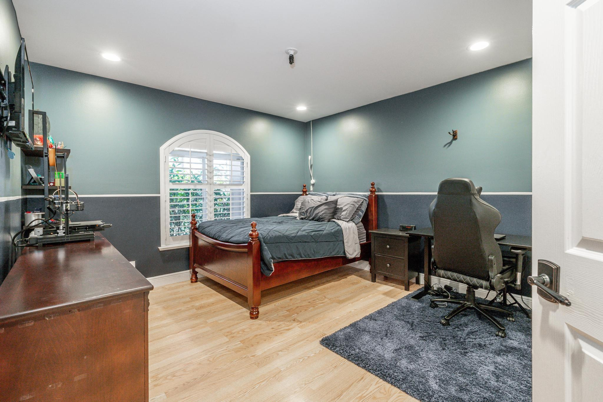 378 Coconut Circle