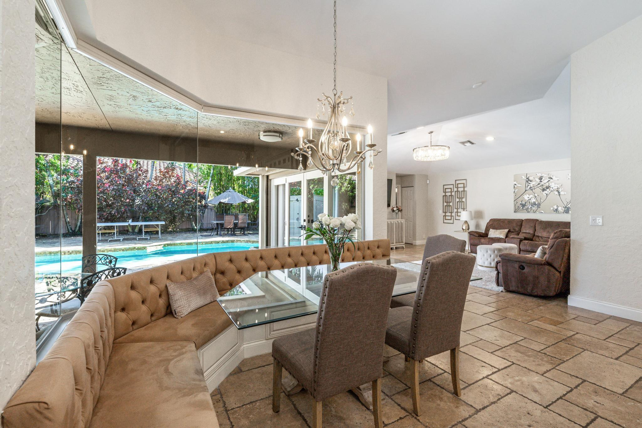 378 Coconut Circle