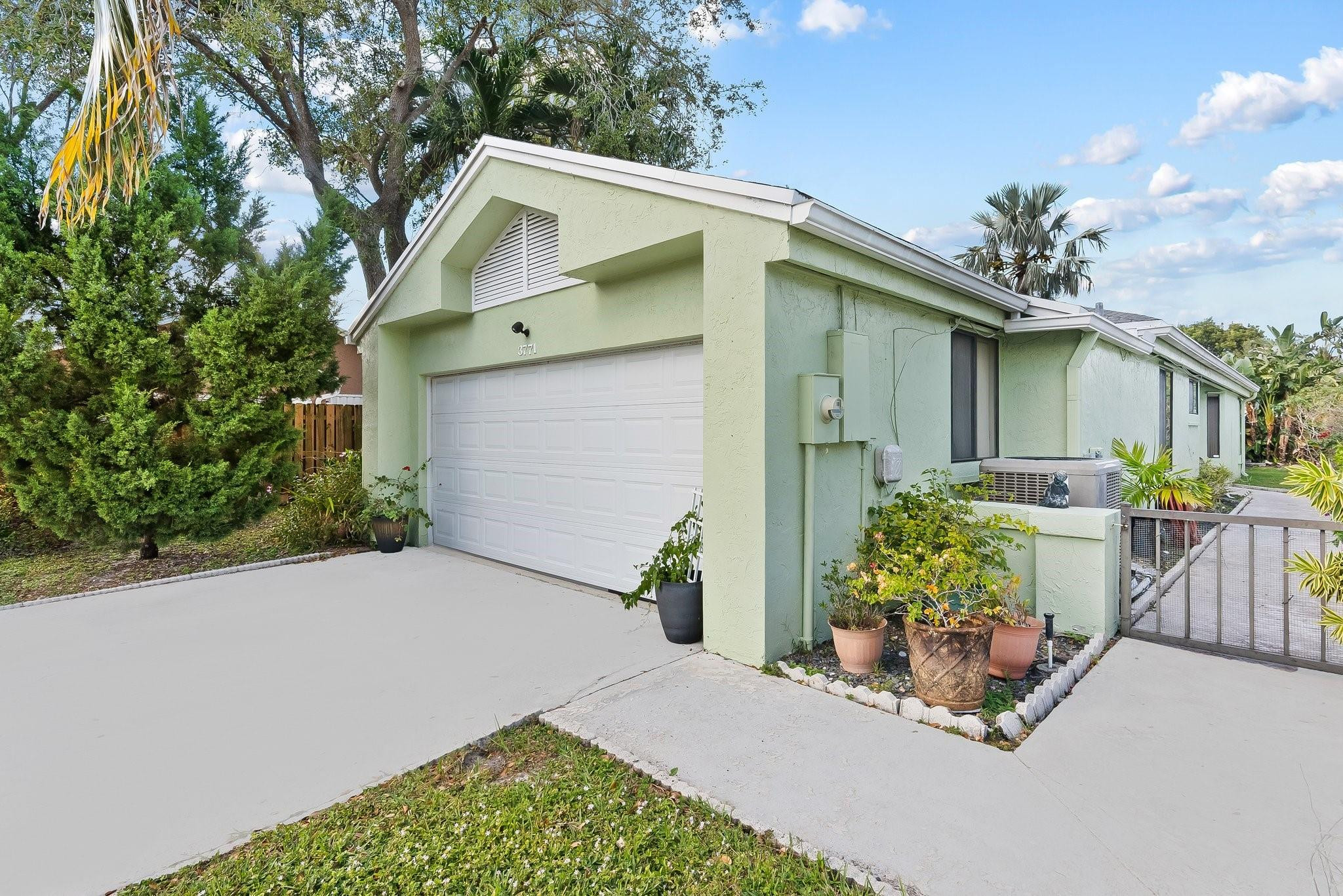 3771 NW 19th Street