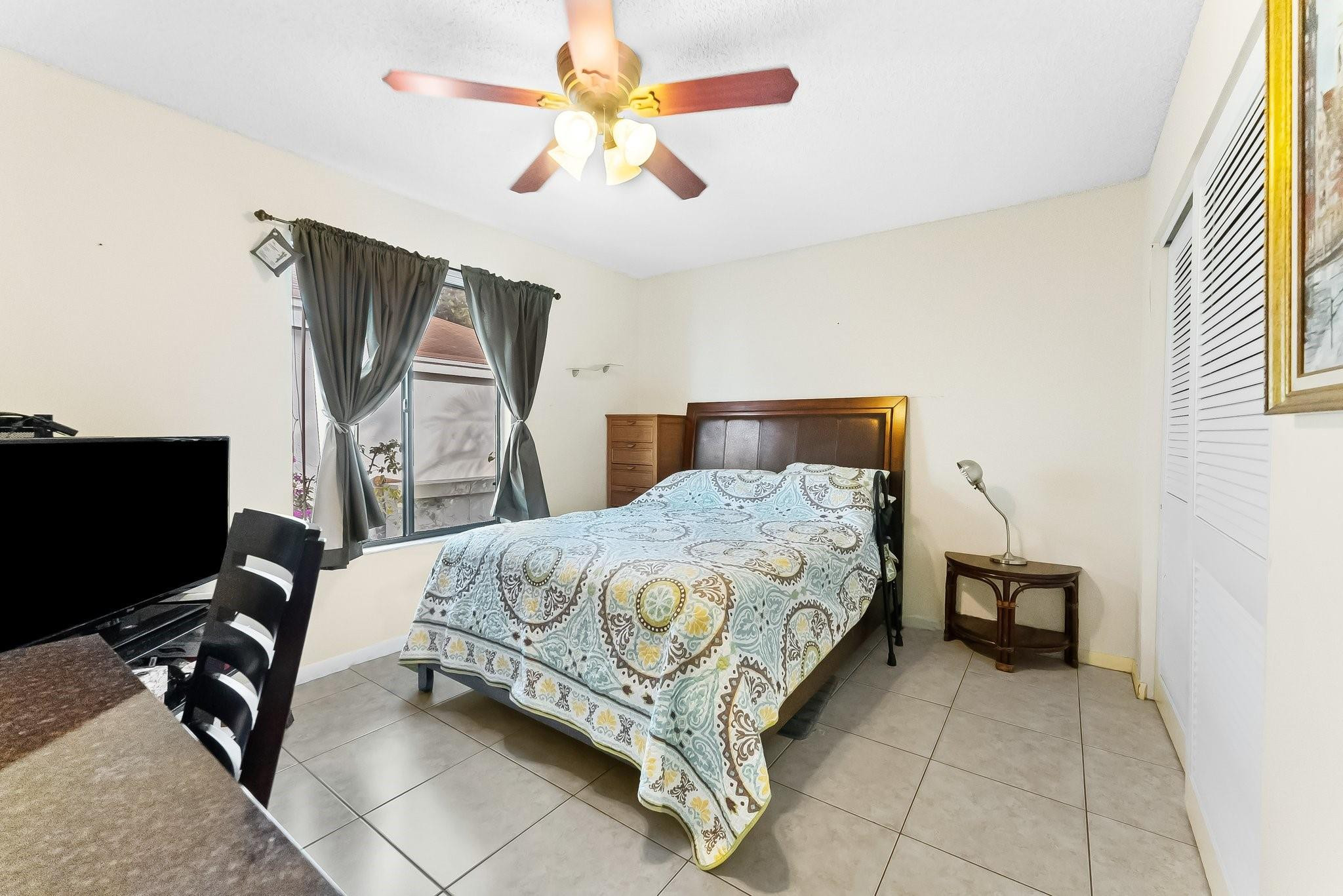 3771 NW 19th Street