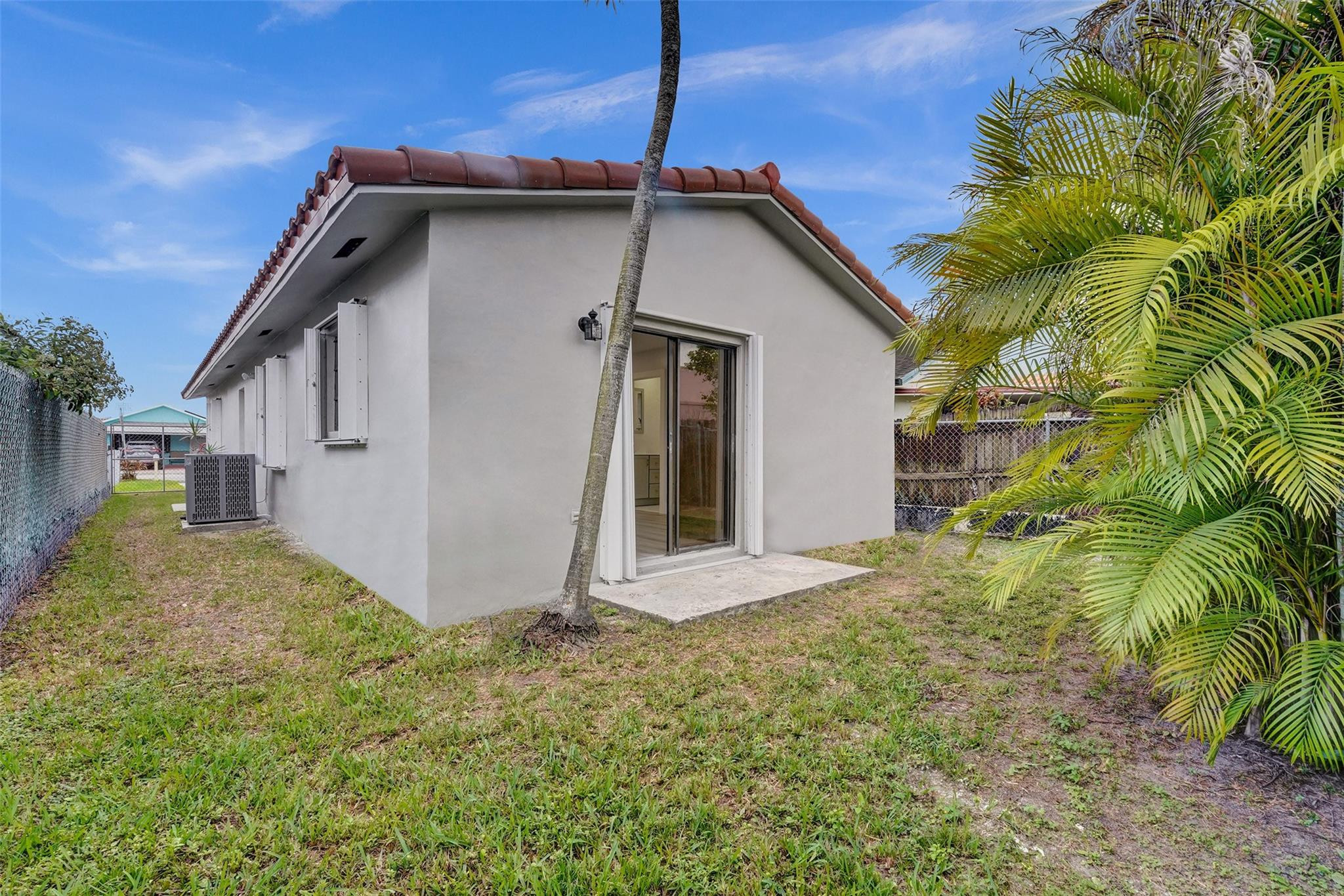 4250 W 10th Avenue