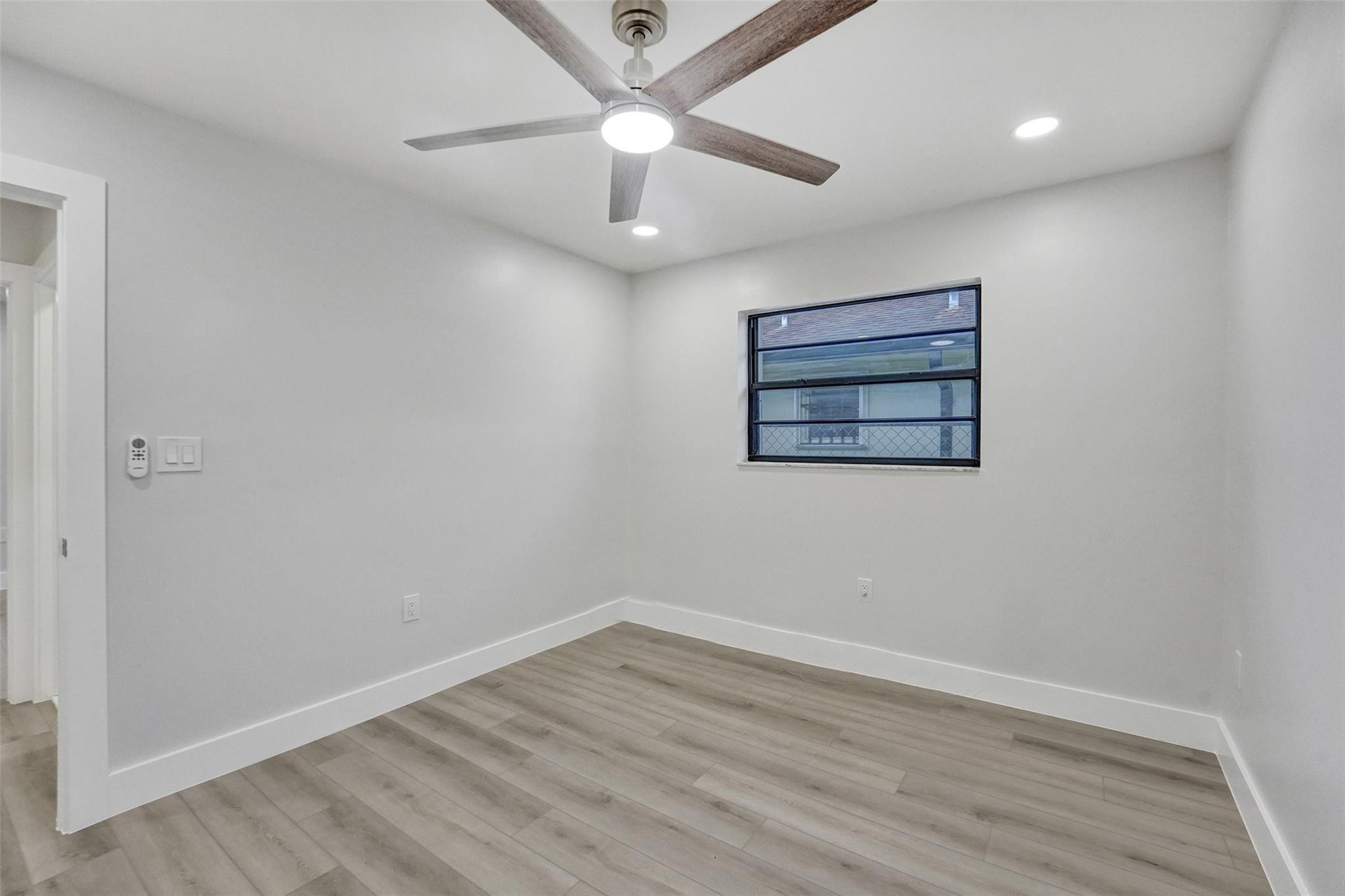 4250 W 10th Avenue