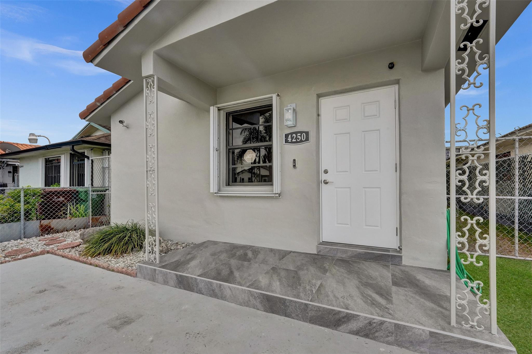 4250 W 10th Avenue