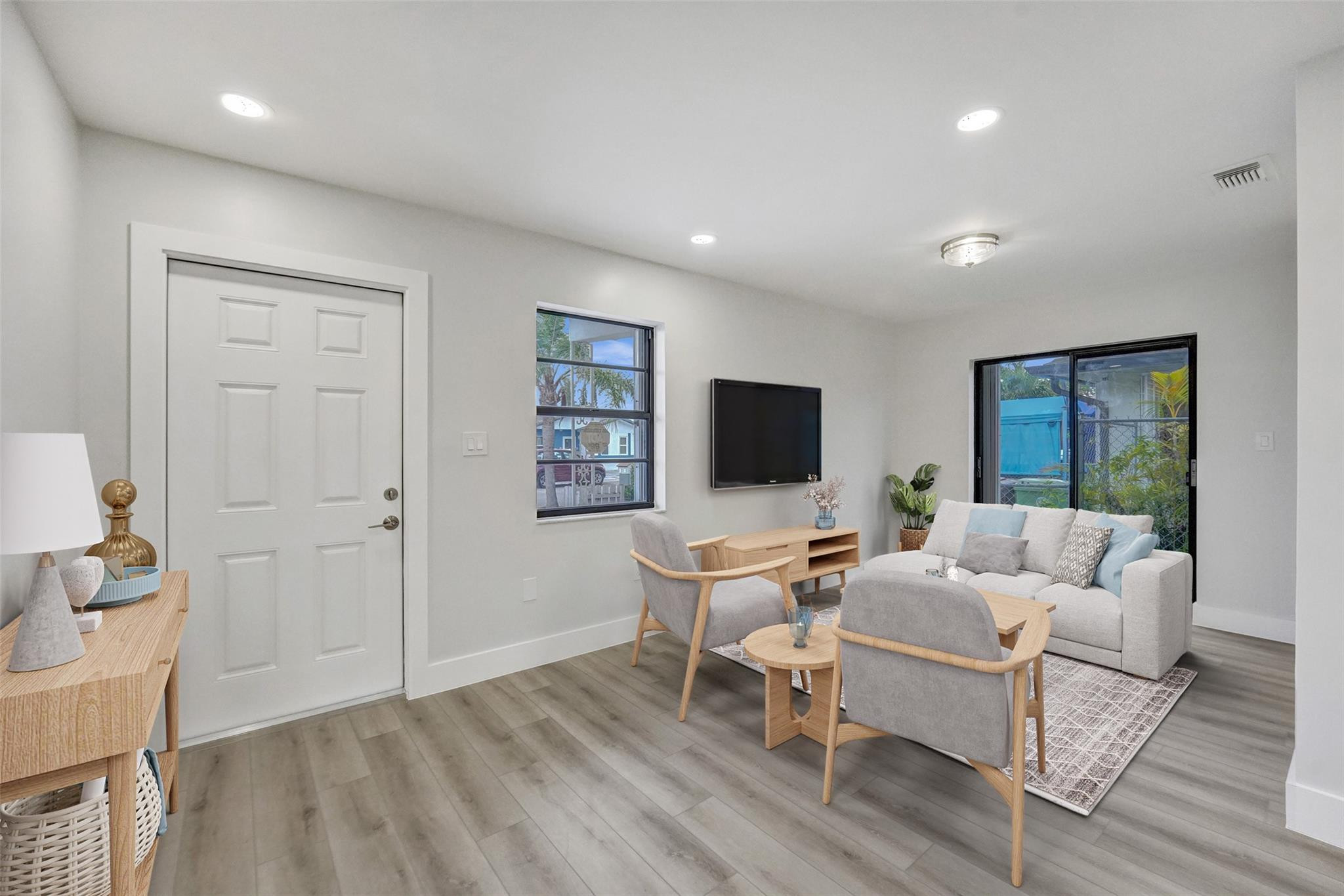 4250 W 10th Avenue