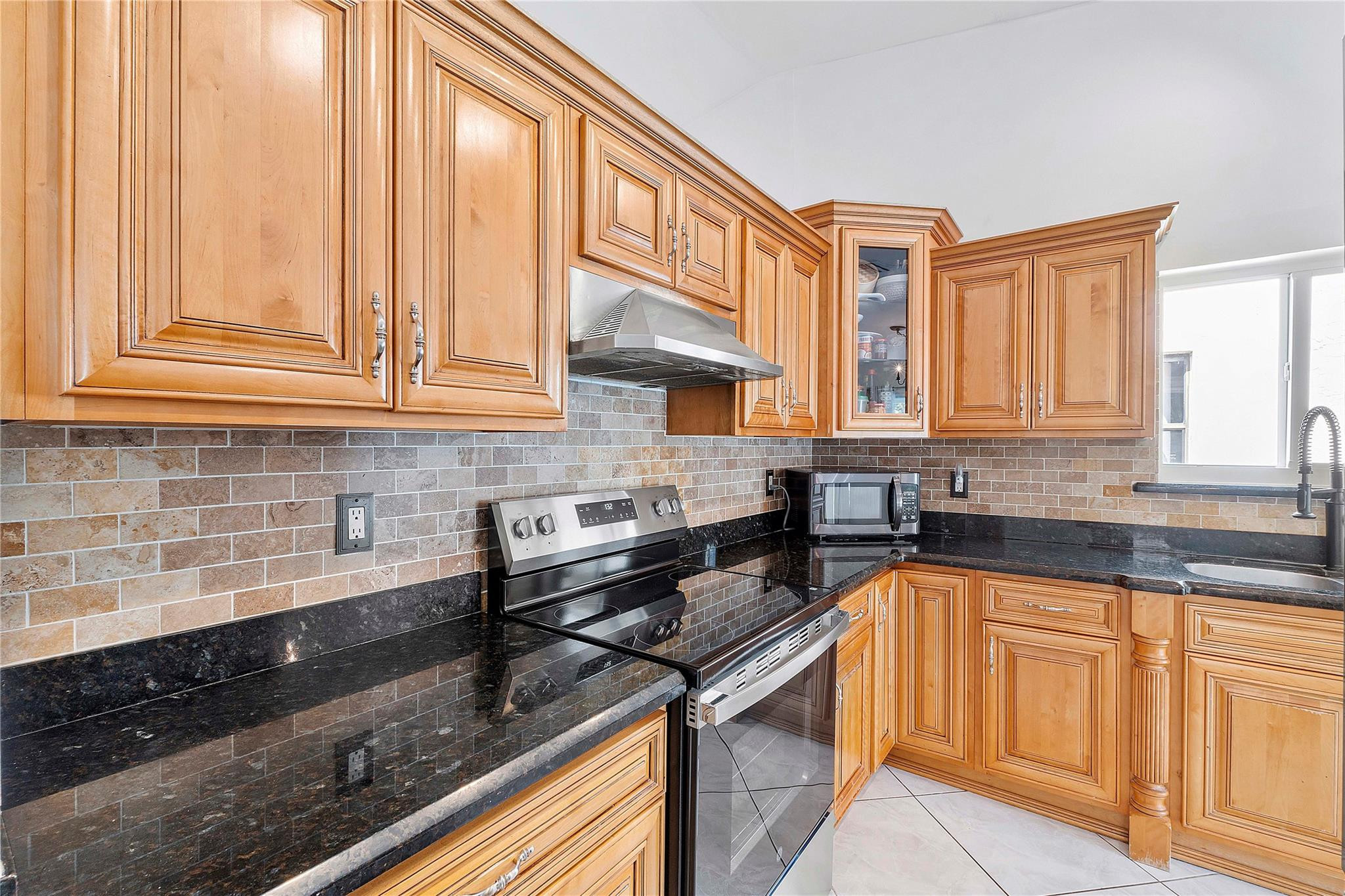 2545 NW 95th Terrace