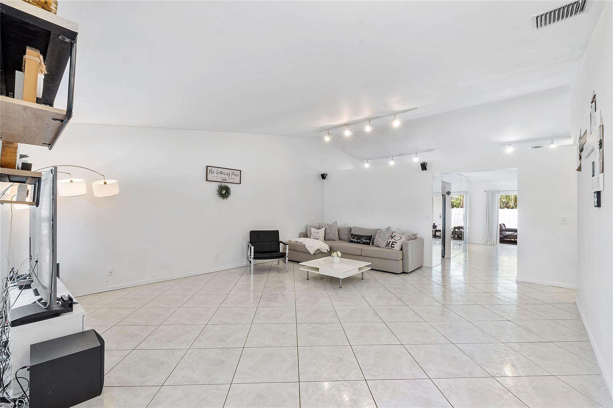 2545 NW 95th Terrace