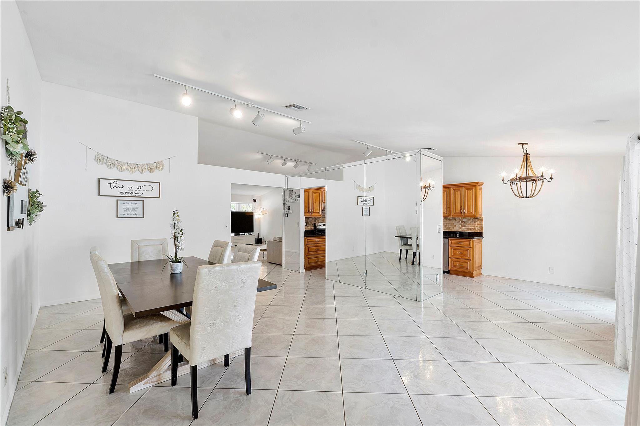 2545 NW 95th Terrace