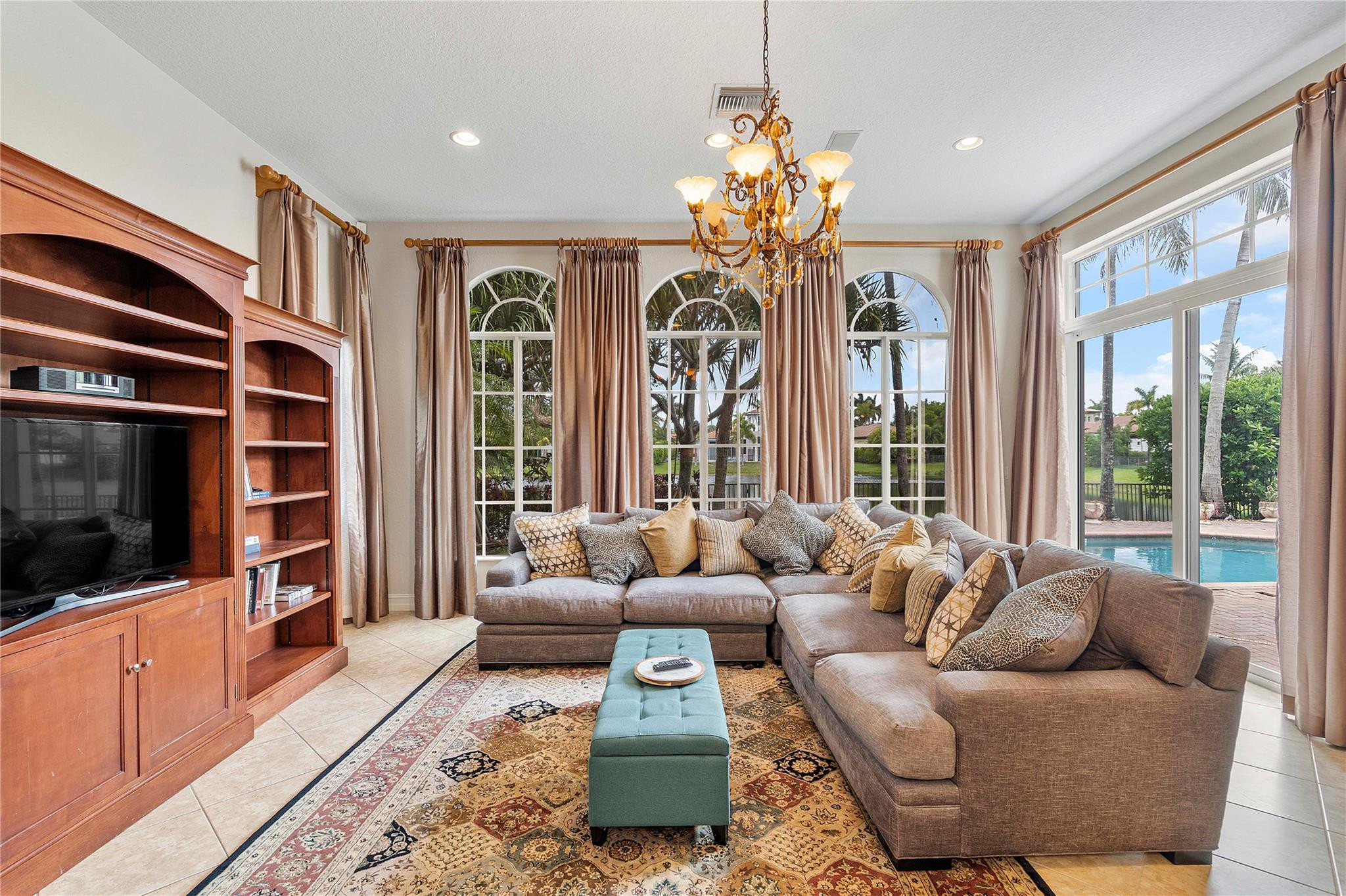 12245 NW 71 Street