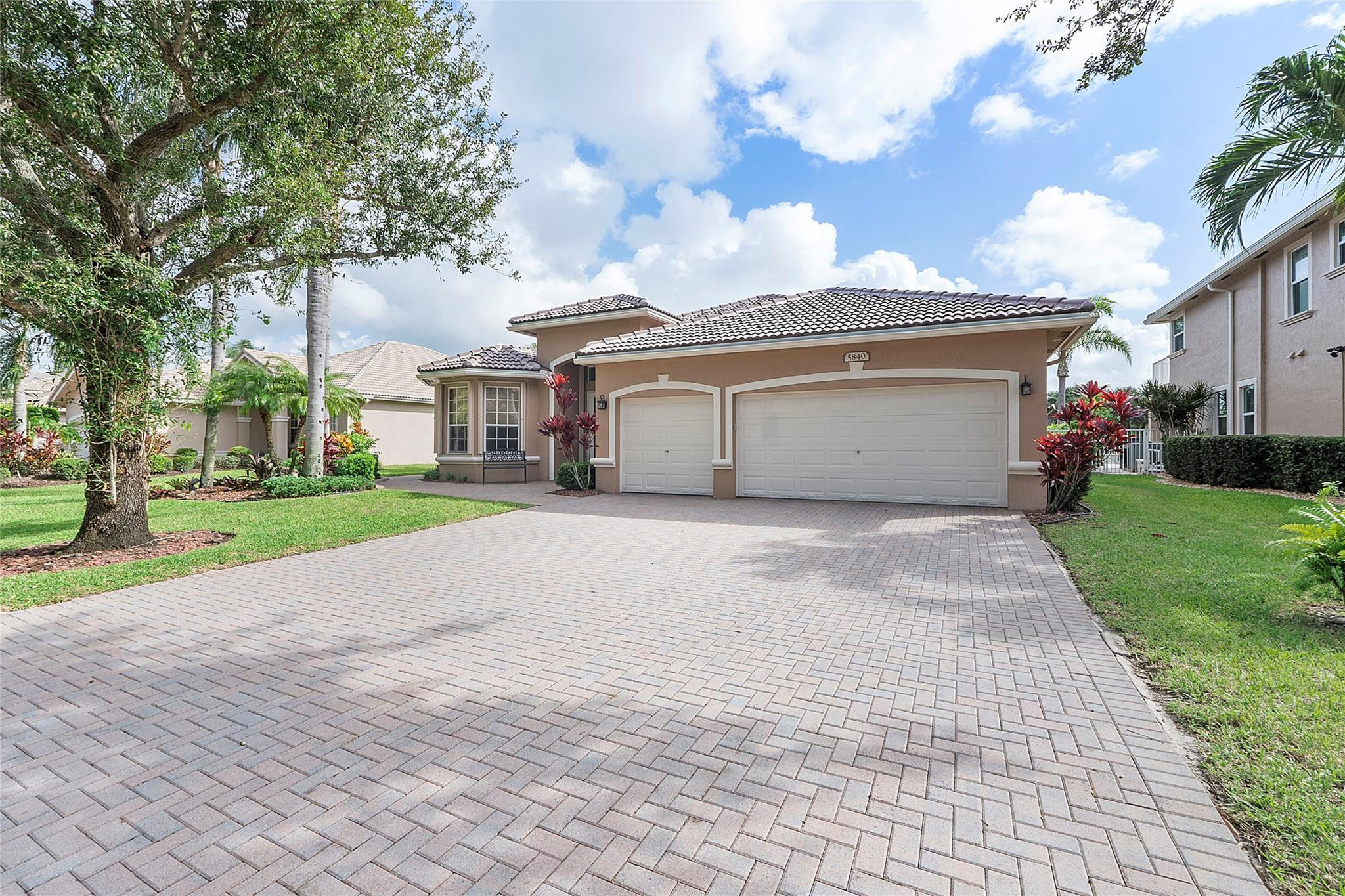 5840 NW 54th Circle