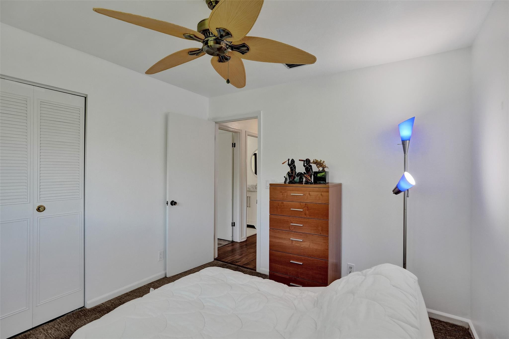8845 NW 29th Place