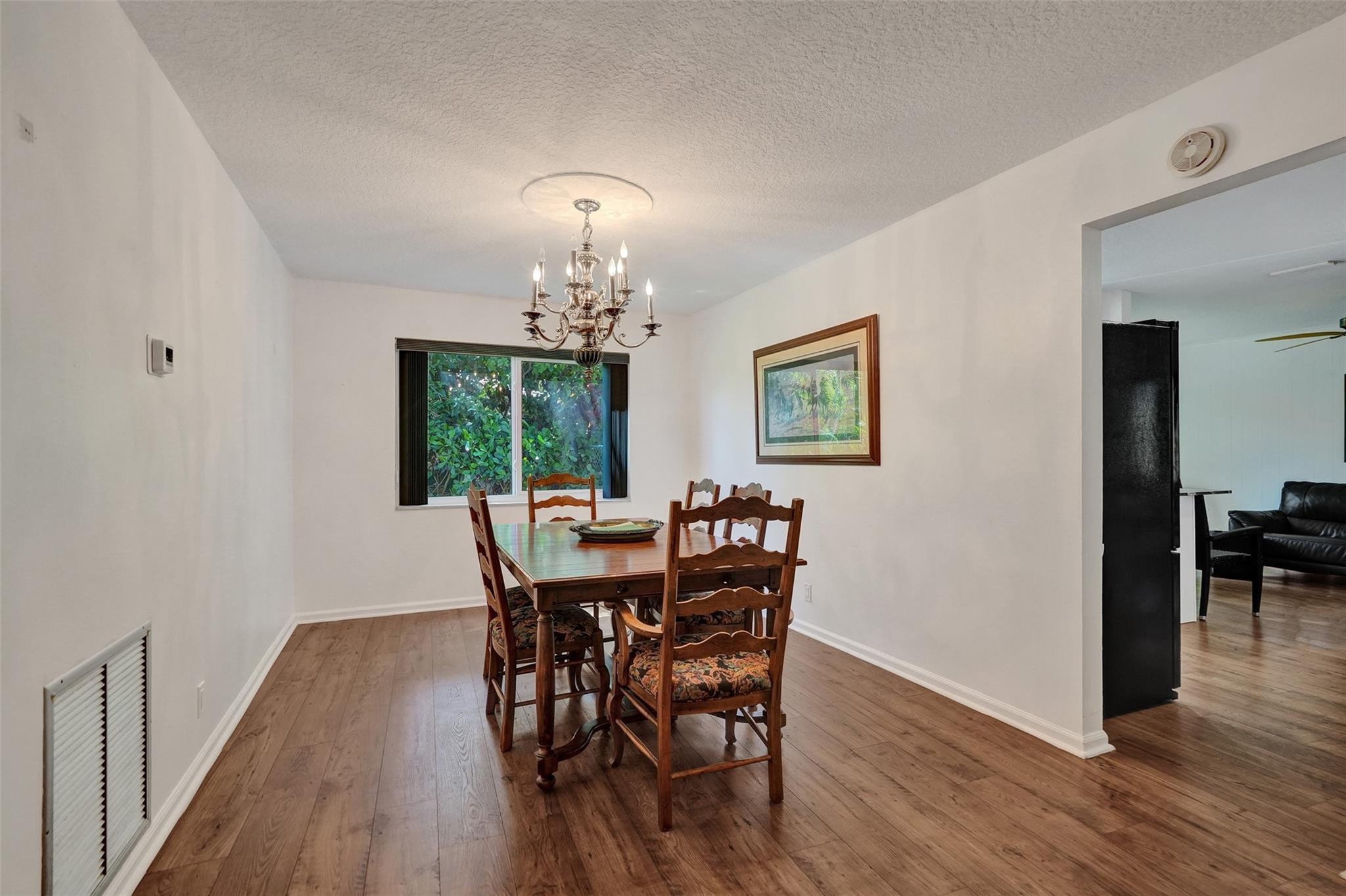8845 NW 29th Place