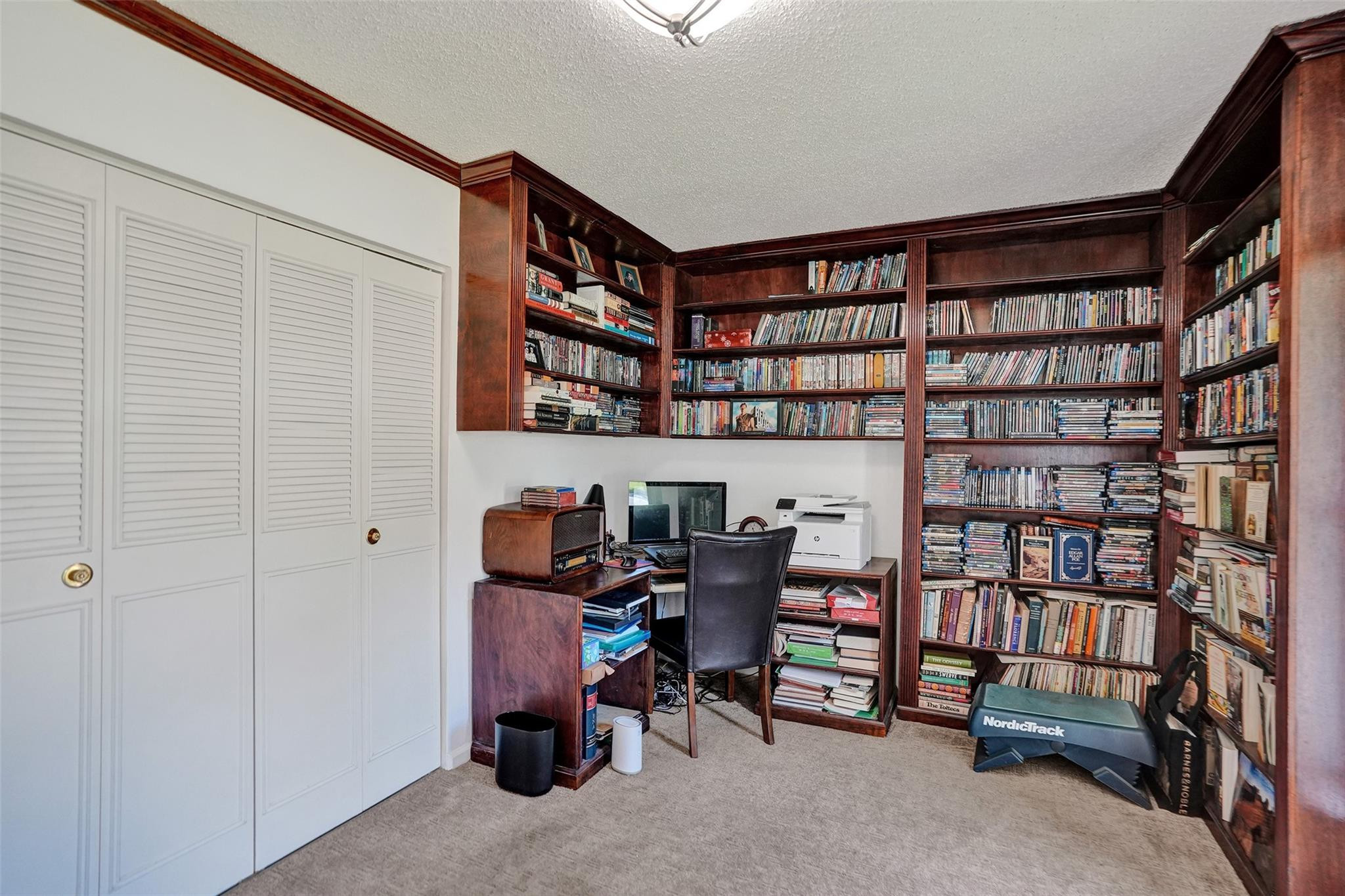 8845 NW 29th Place