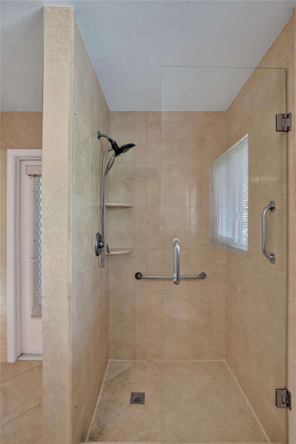 8845 NW 29th Place