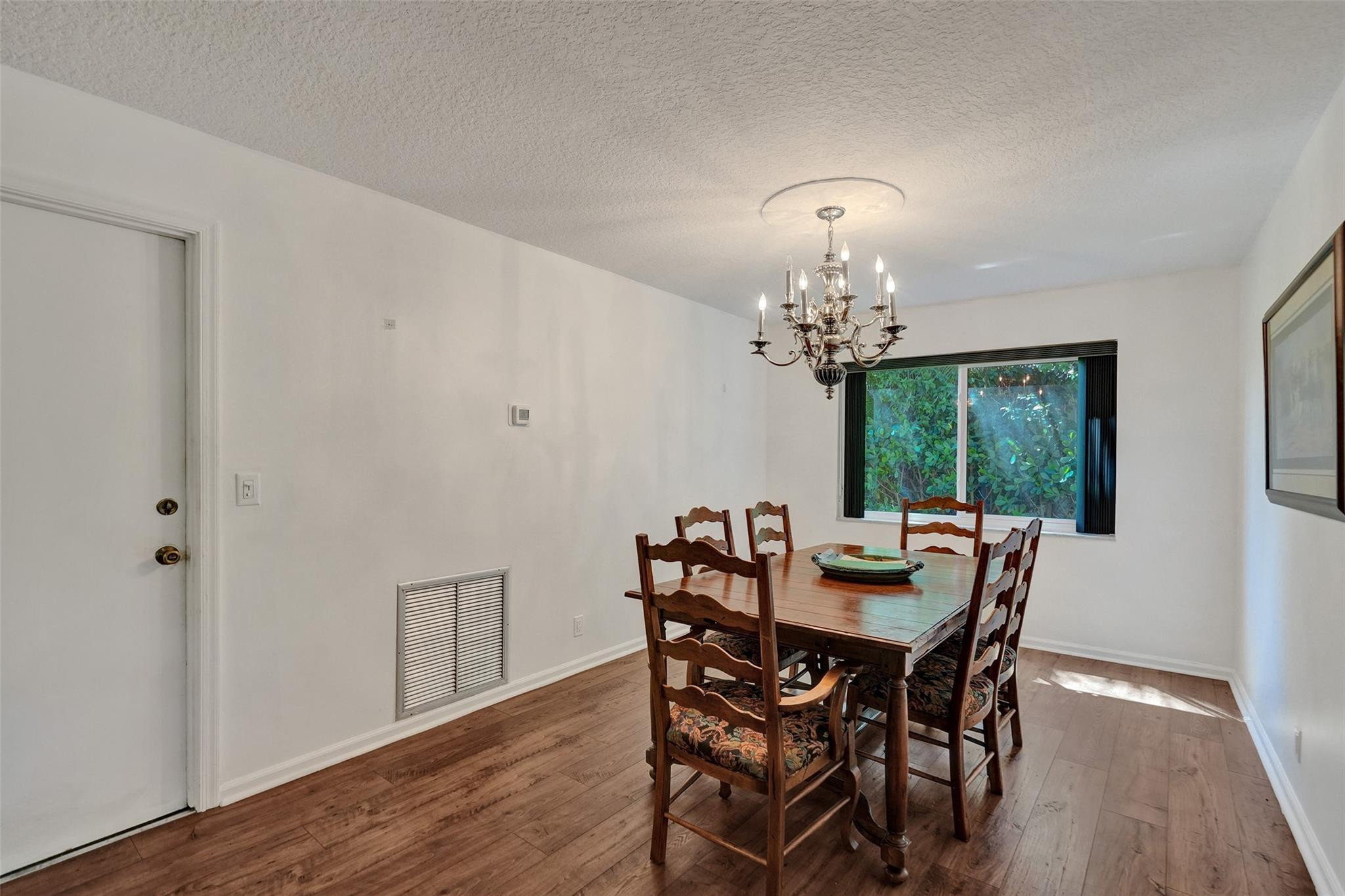 8845 NW 29th Place