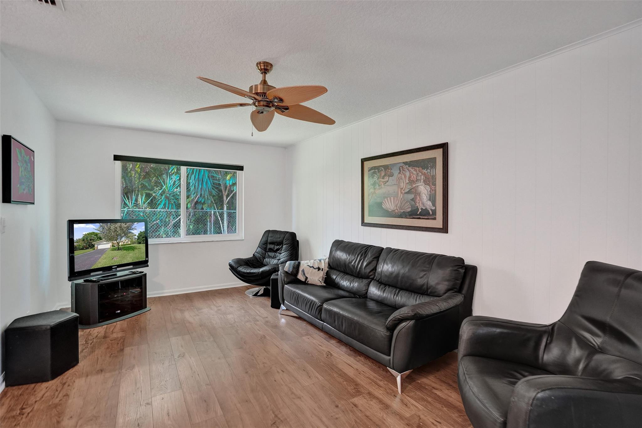 8845 NW 29th Place