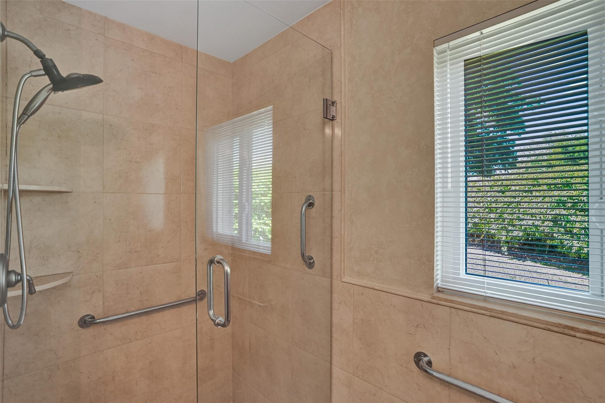 8845 NW 29th Place