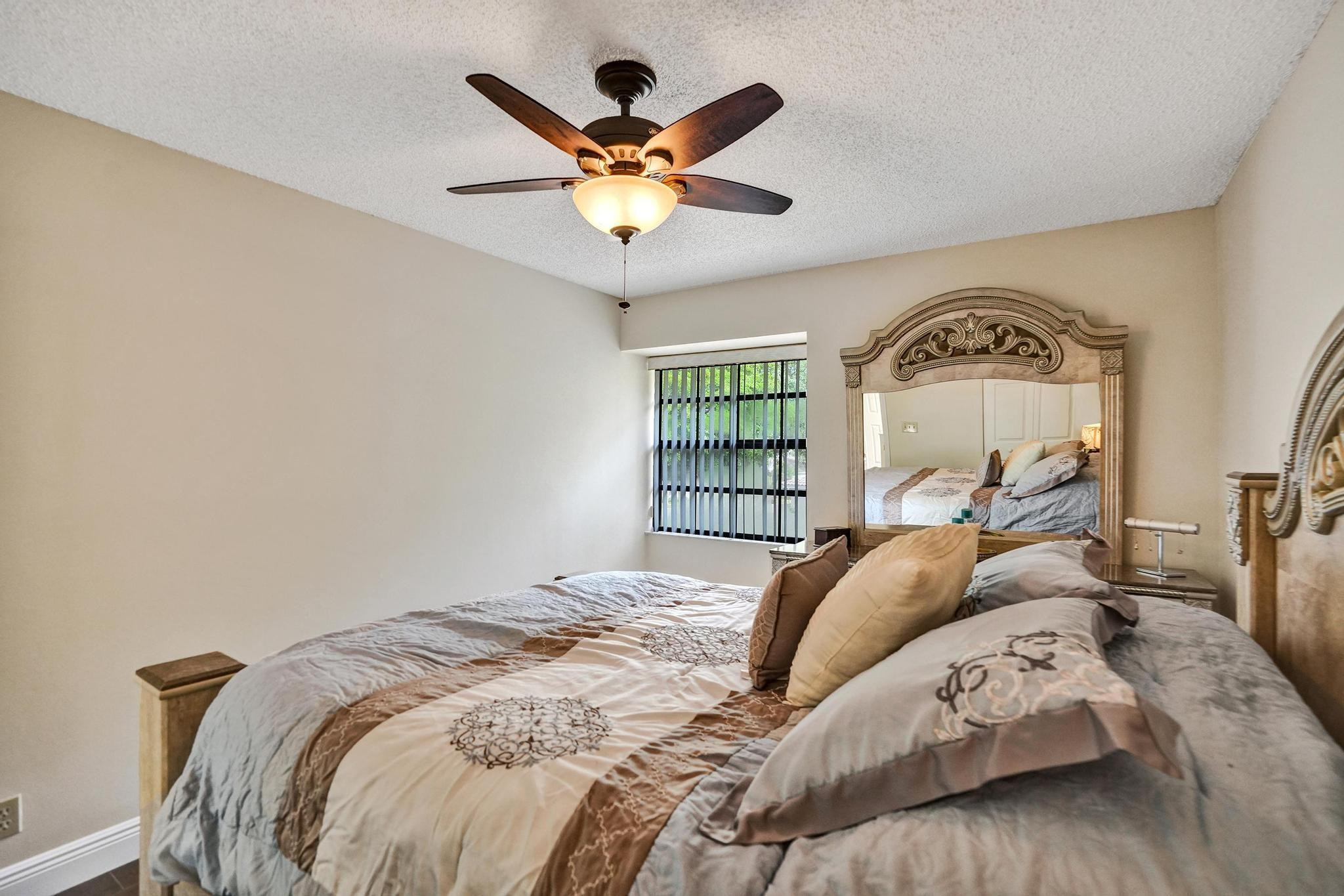 6222 NW 54th Drive