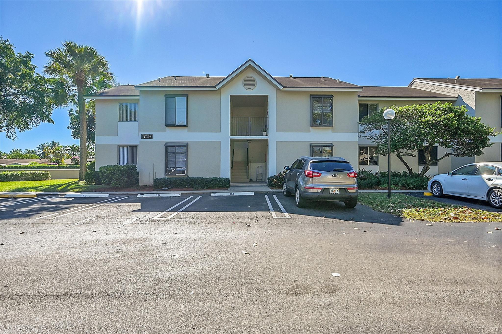 719 Gardens Drive 201