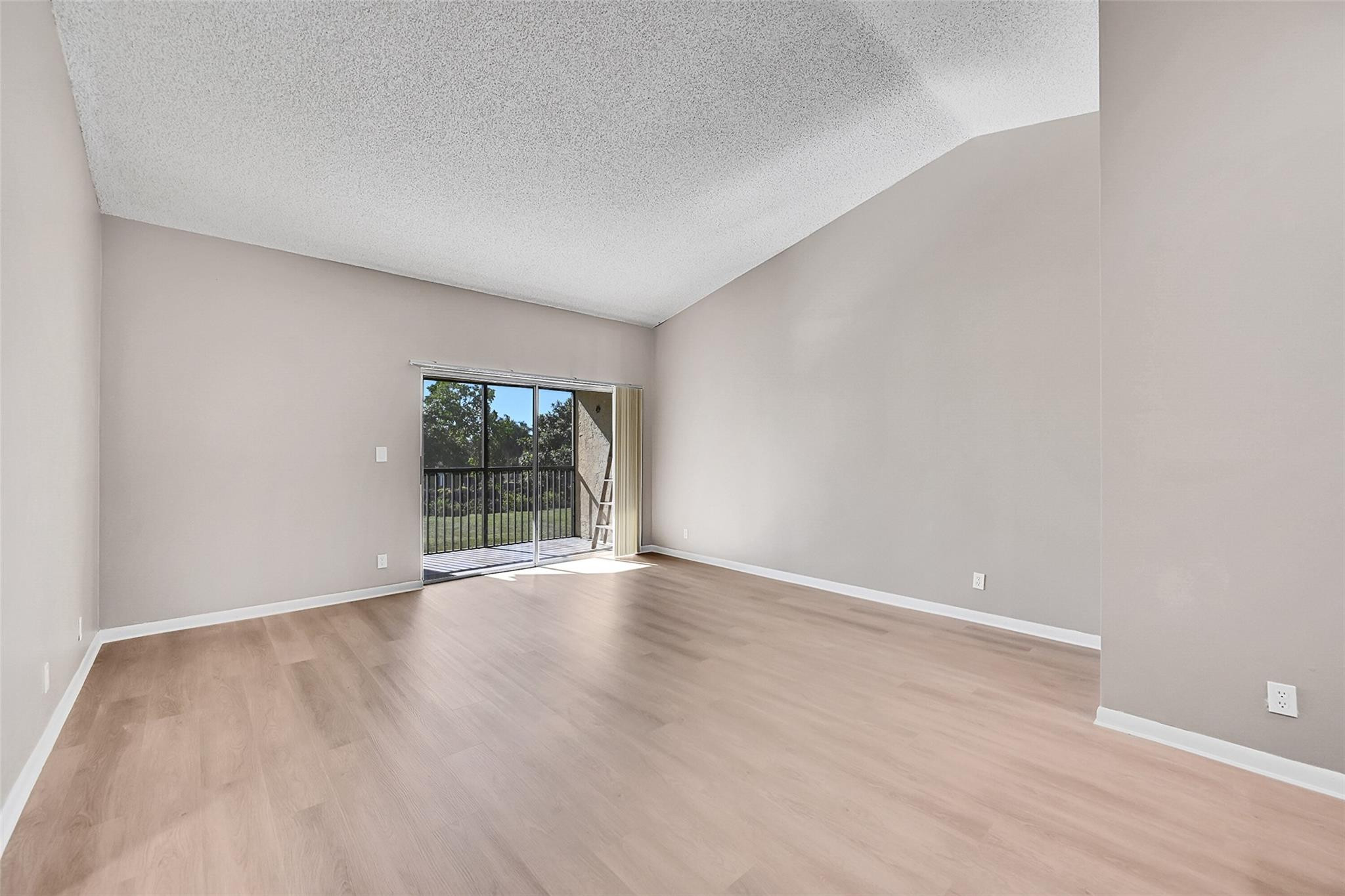 719 Gardens Drive 201