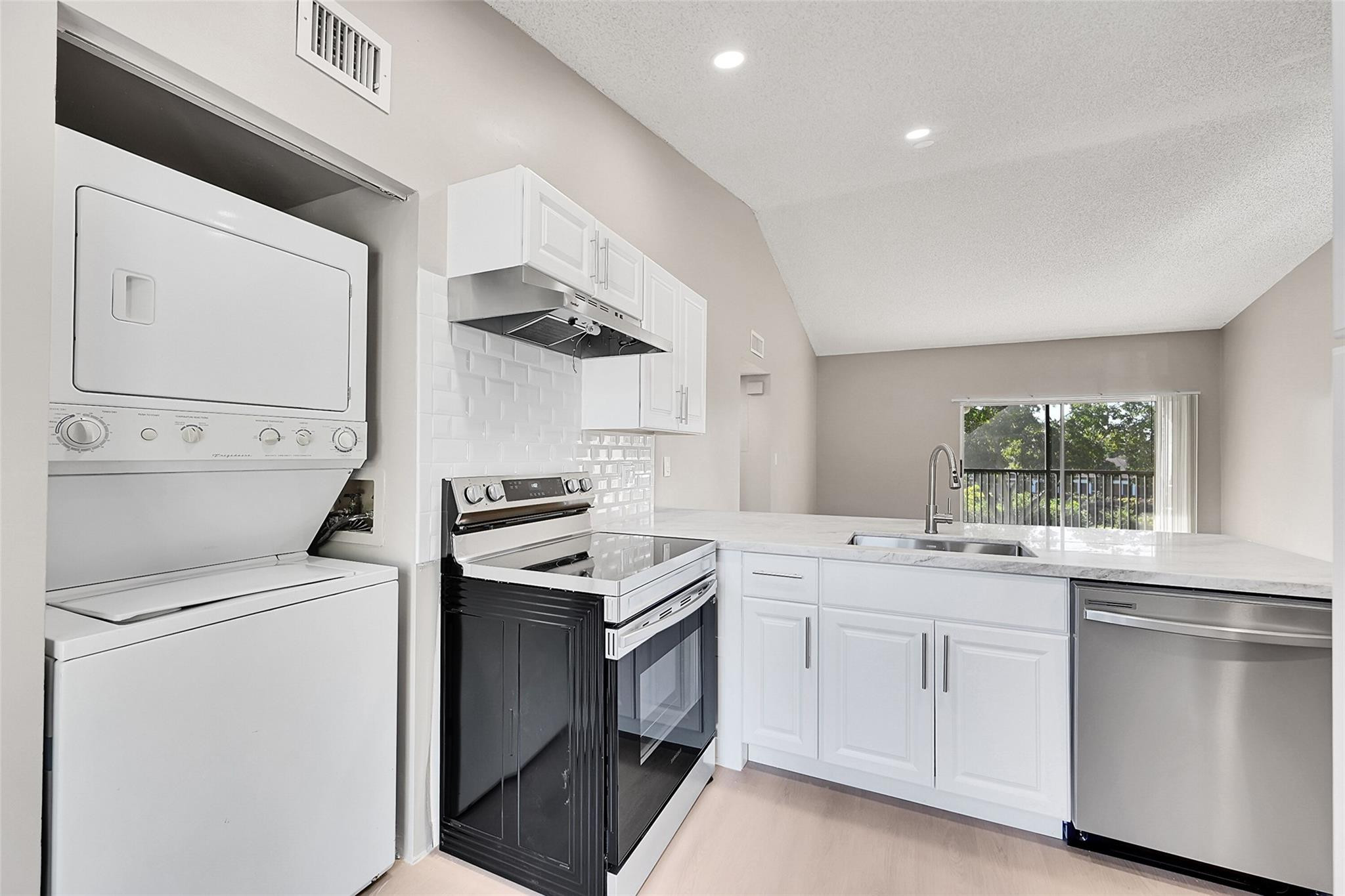 719 Gardens Drive 201