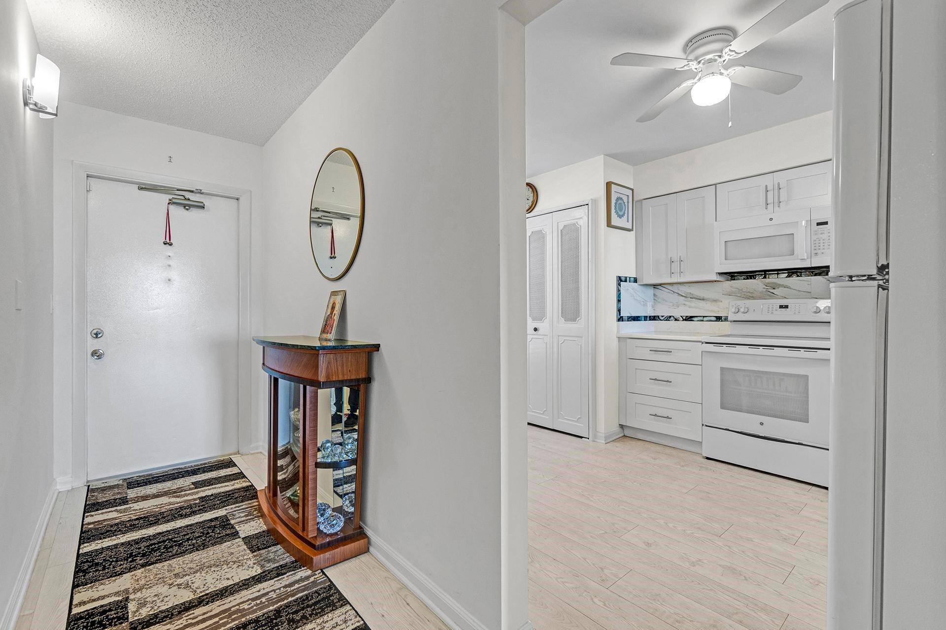 14575 Bonaire Boulevard 202