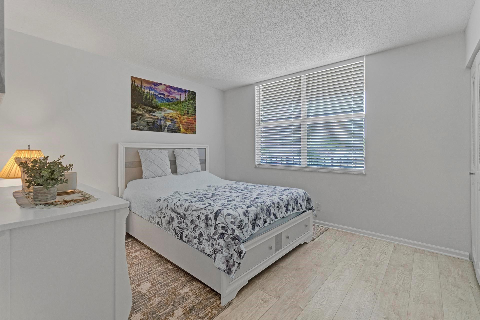 14575 Bonaire Boulevard 202