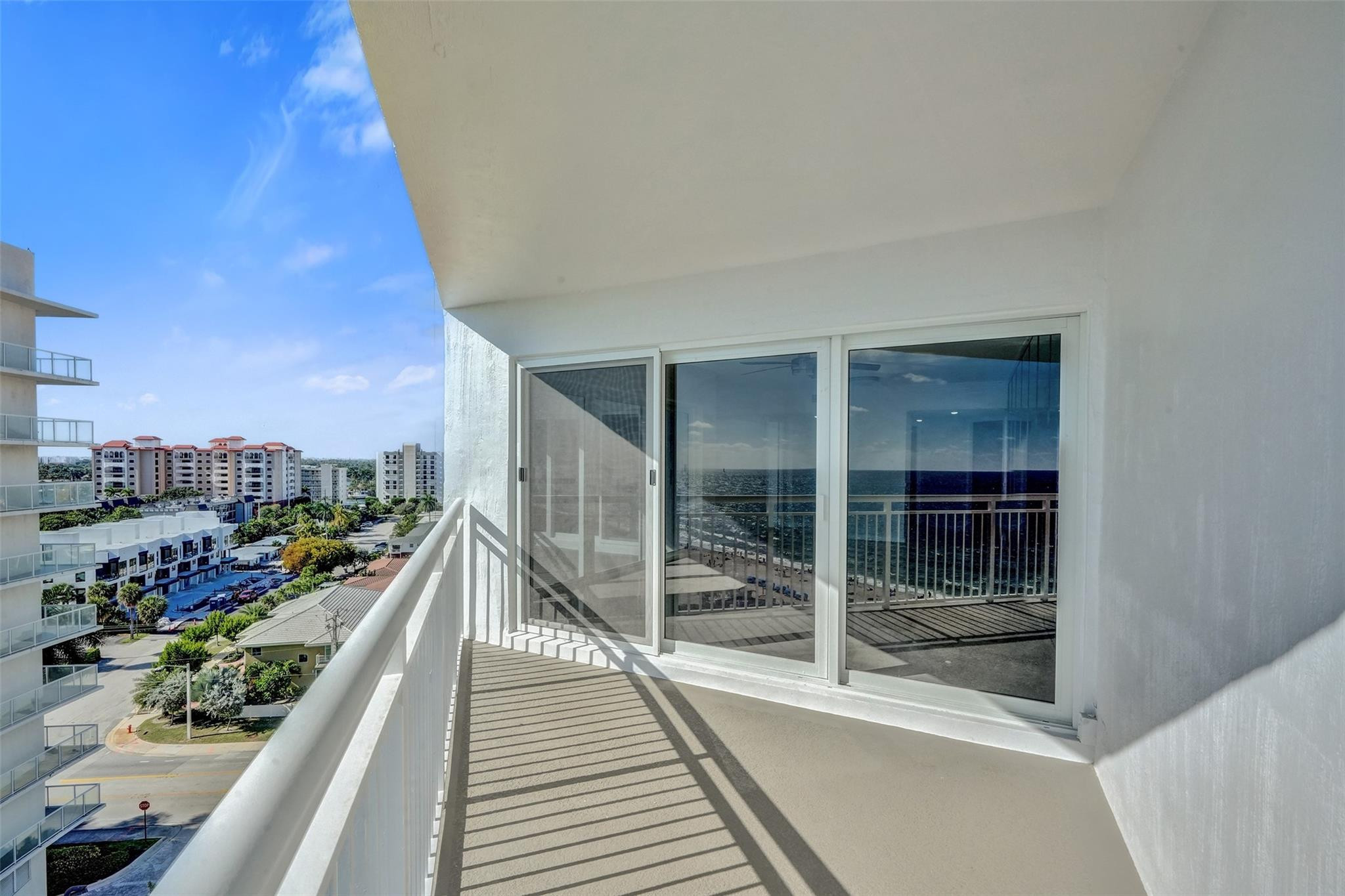 710 N Ocean Bl 910