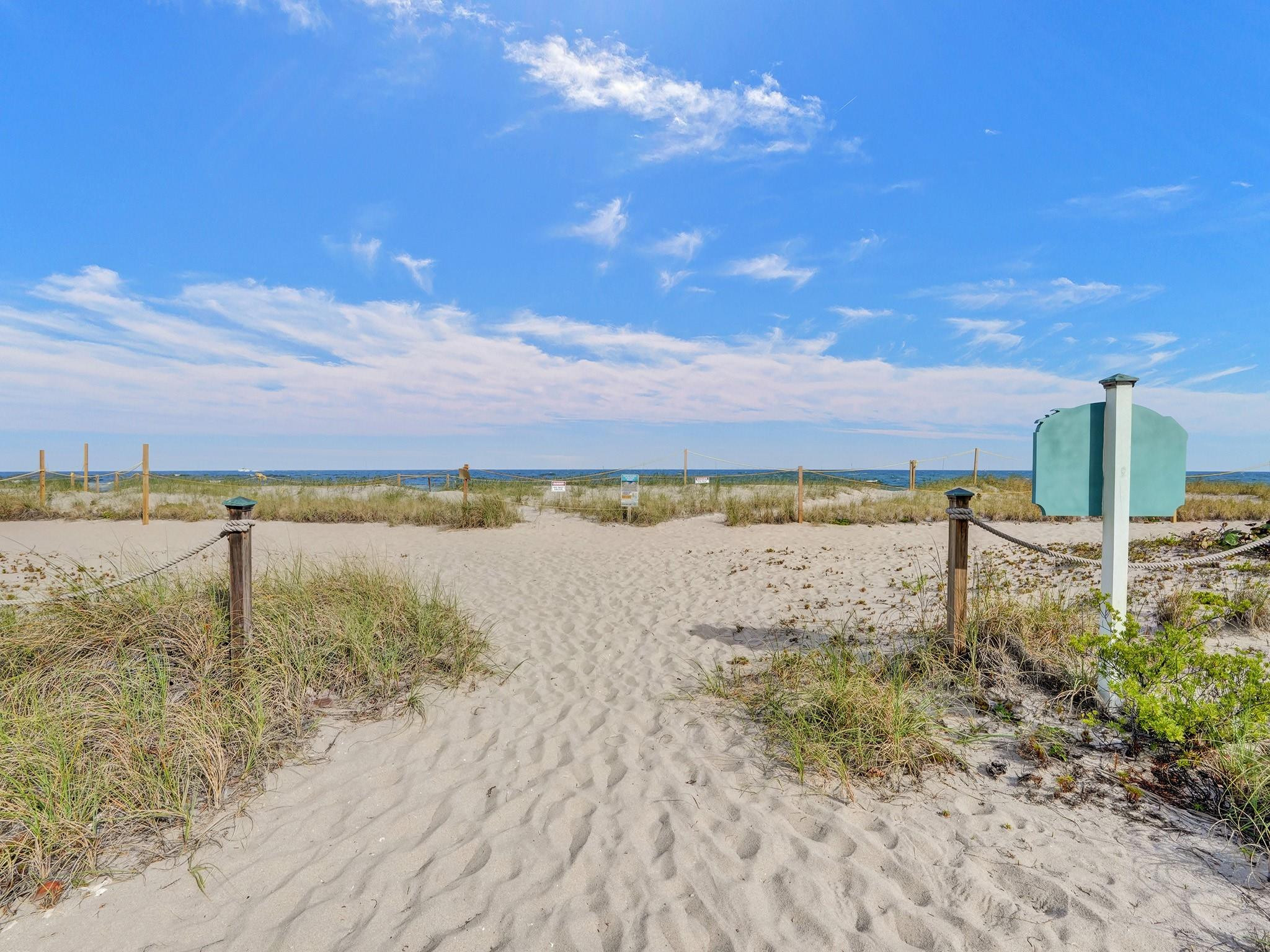 710 N Ocean Bl 910