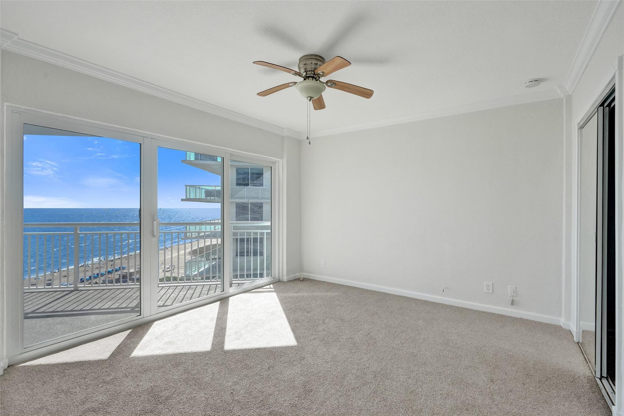 710 N Ocean Bl 910