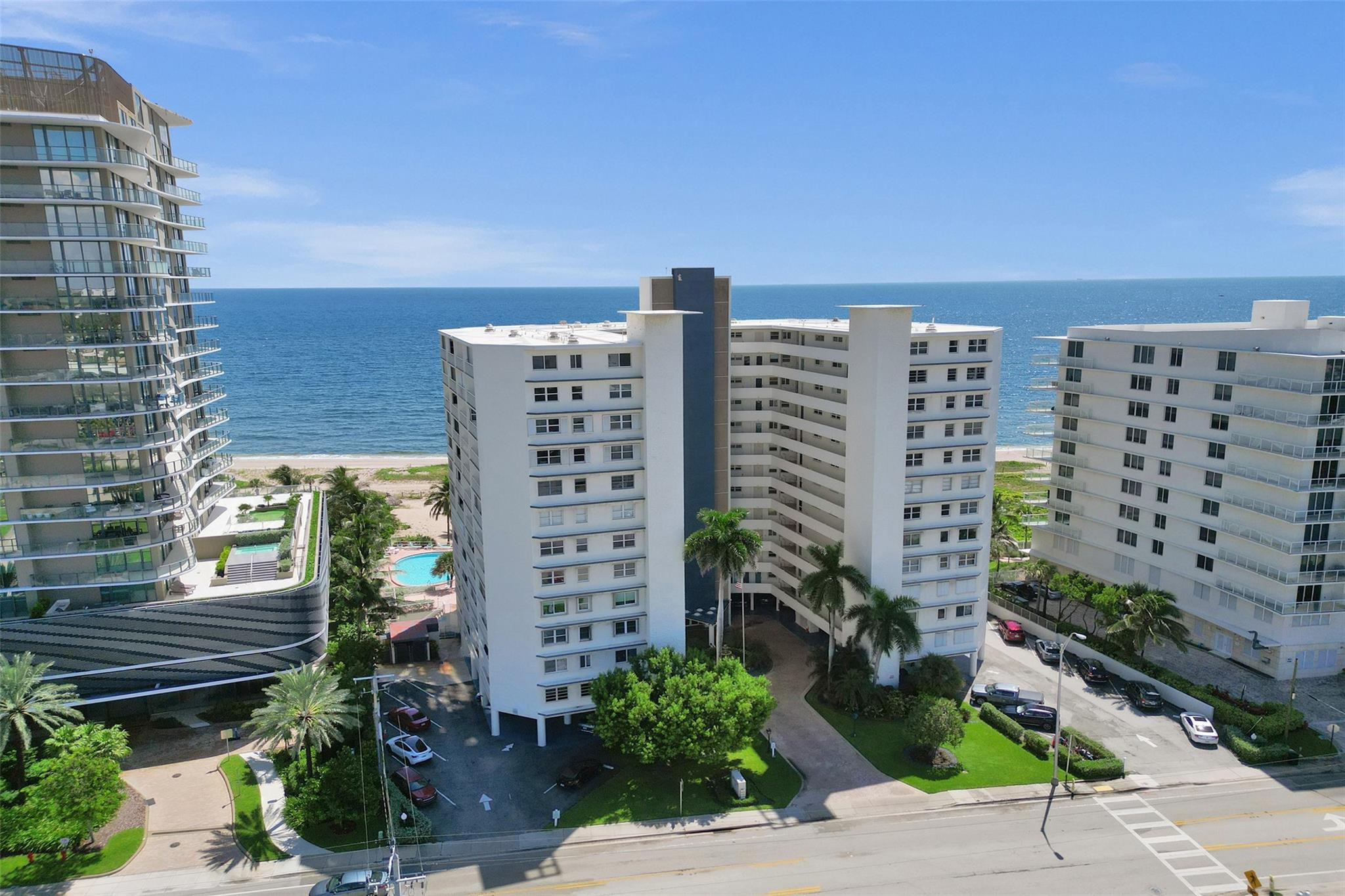 710 N Ocean Bl 910