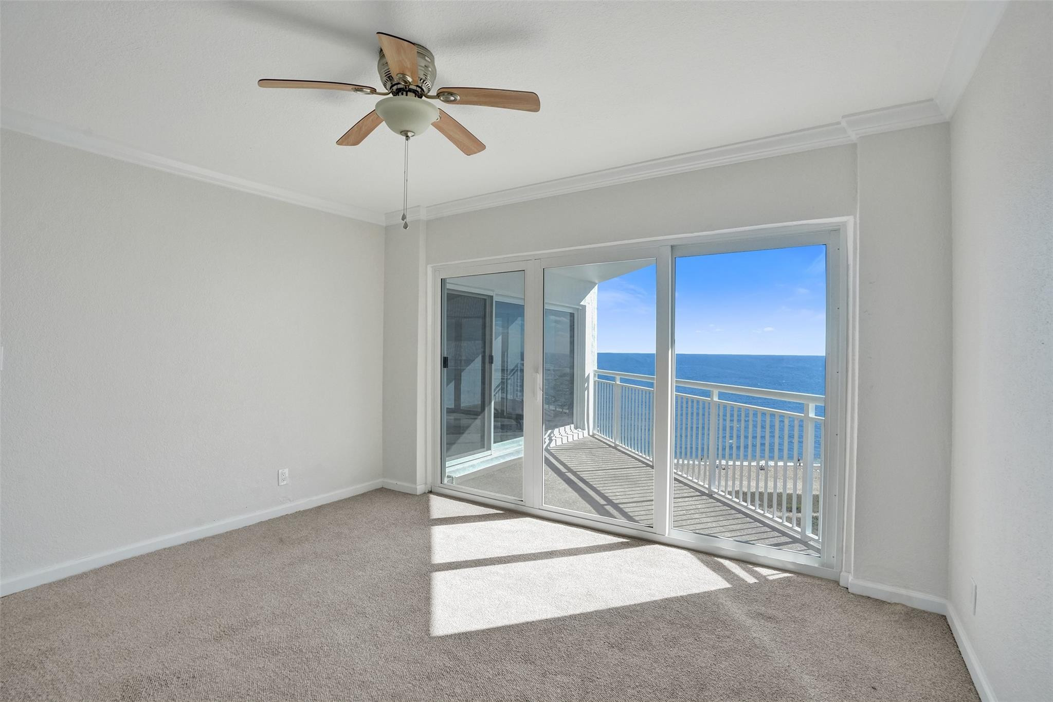 710 N Ocean Bl 910