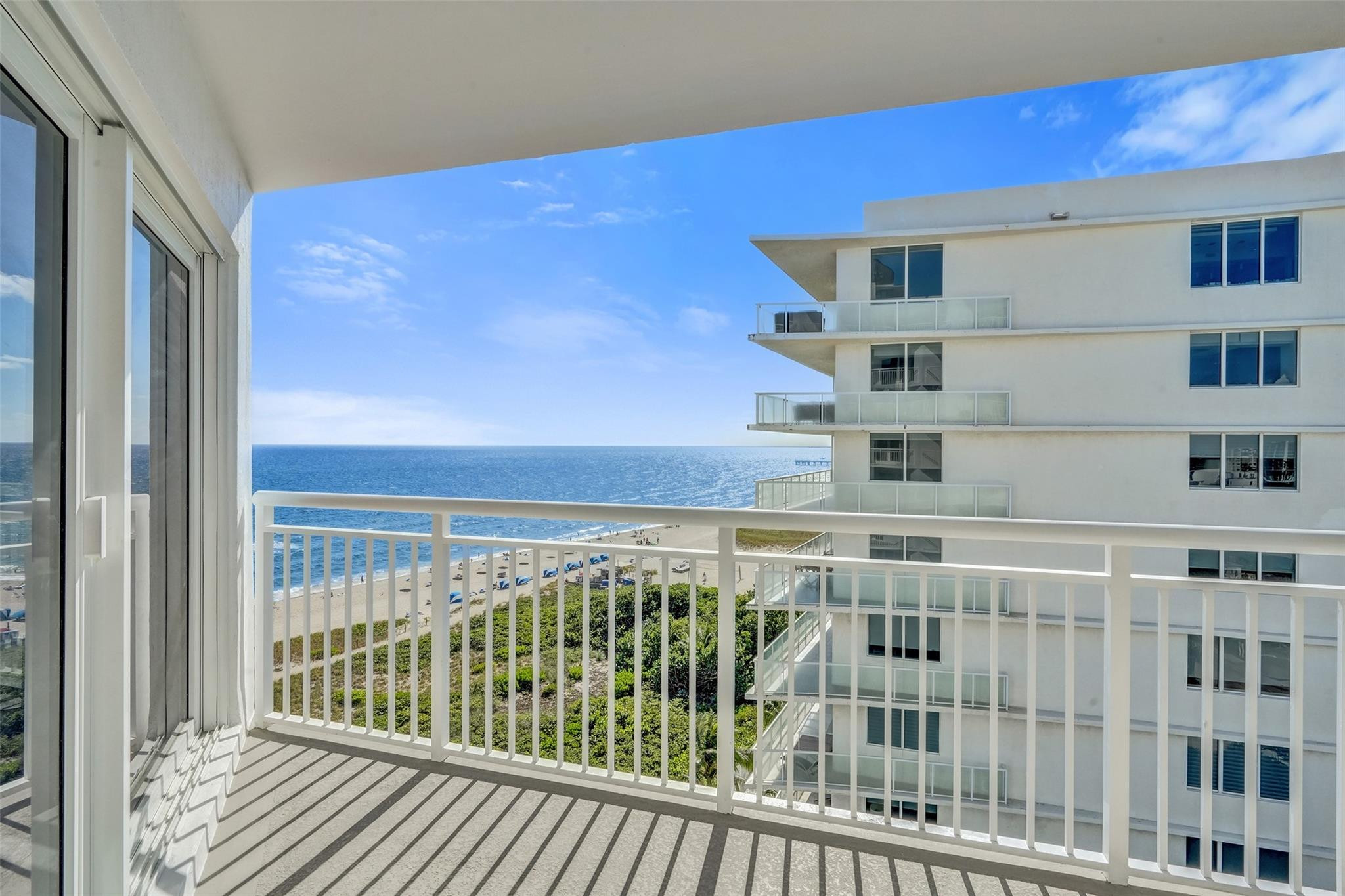 710 N Ocean Bl 910