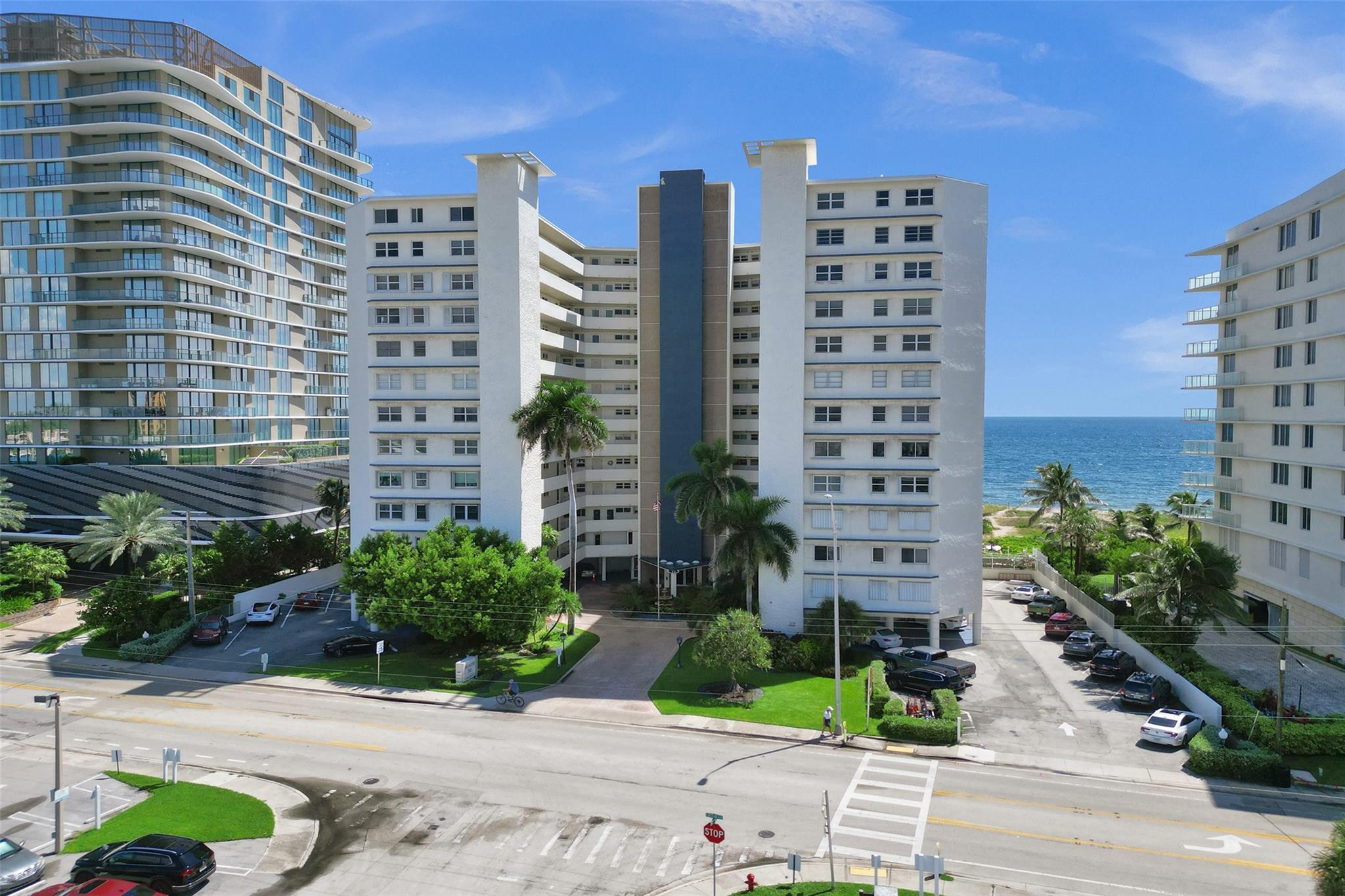 710 N Ocean Bl 910