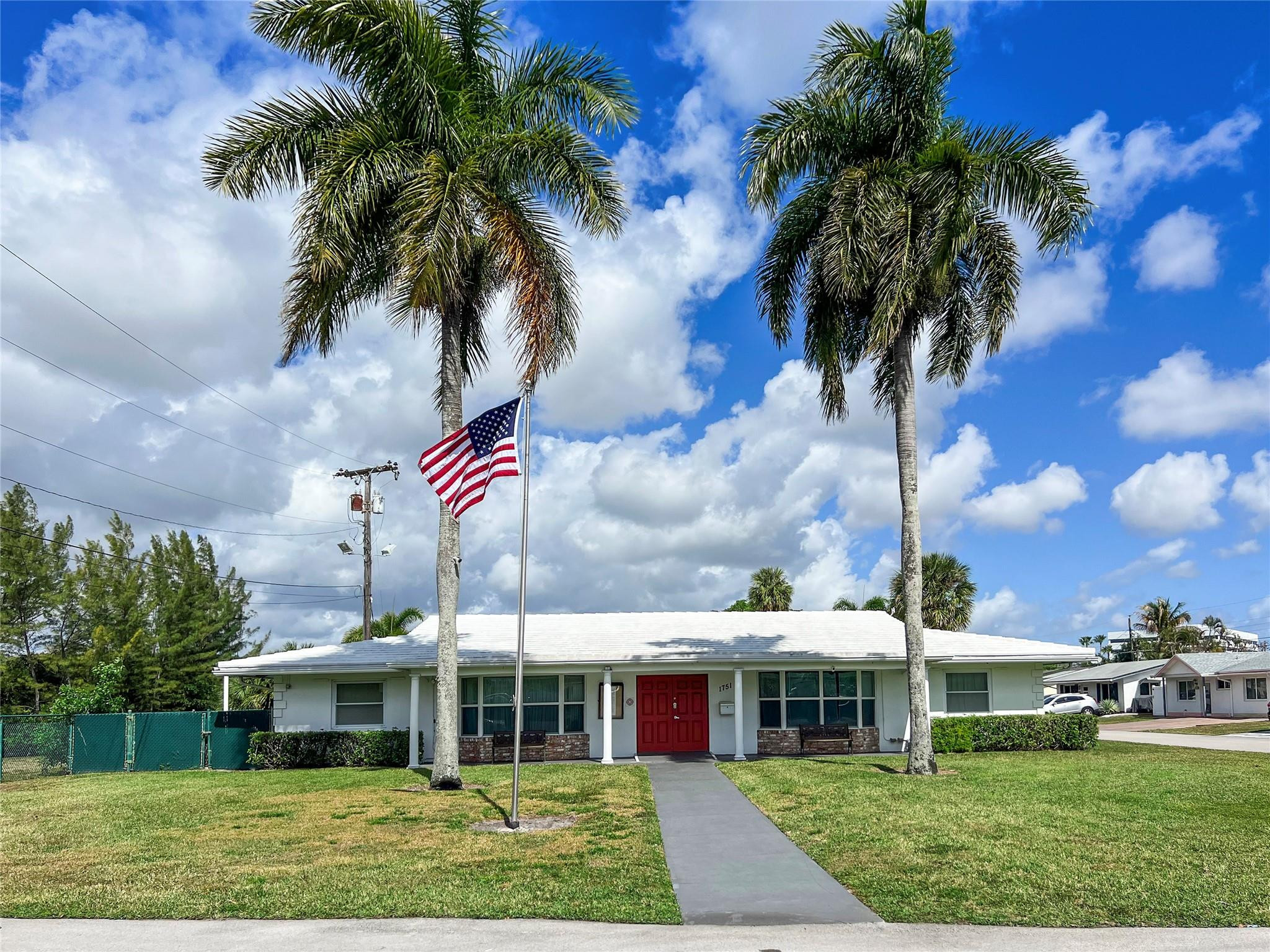4560 NW 17th Terrace