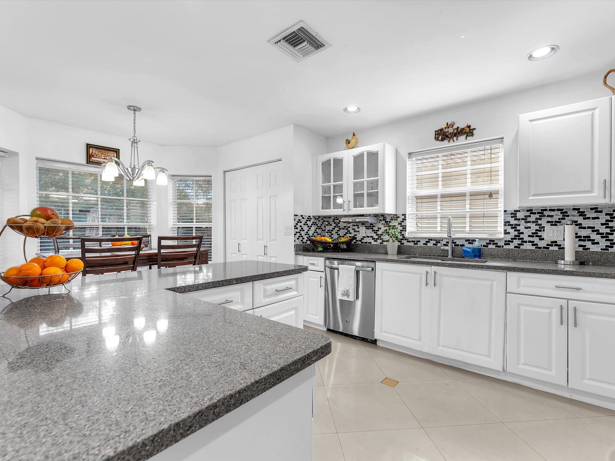 7456 NW 25th Street