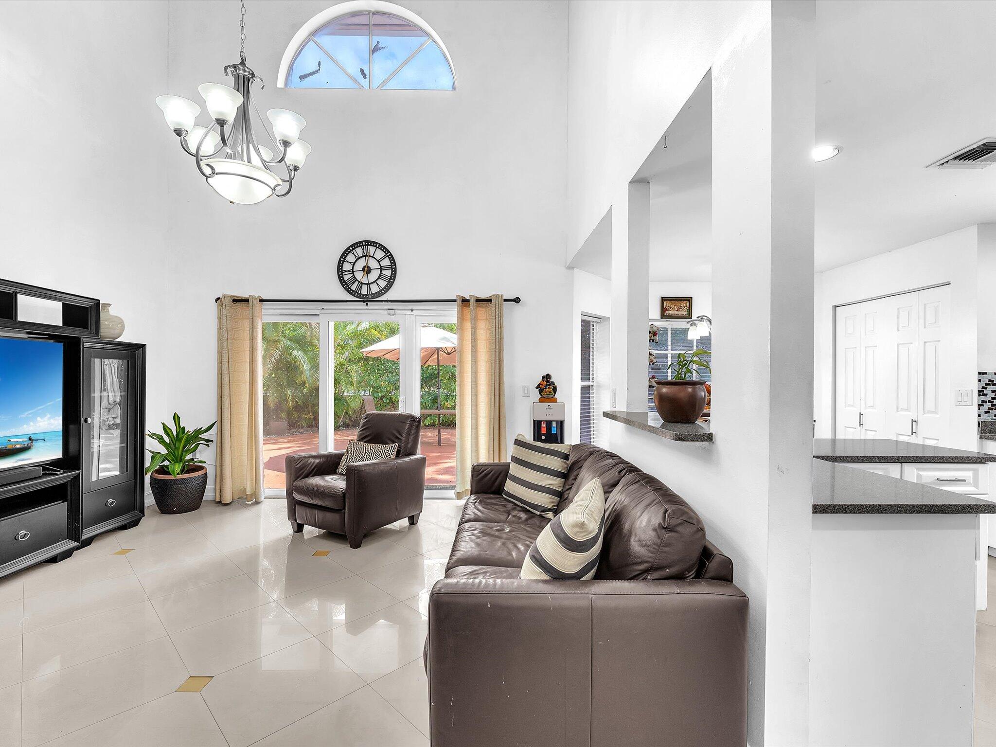 7456 NW 25th Street