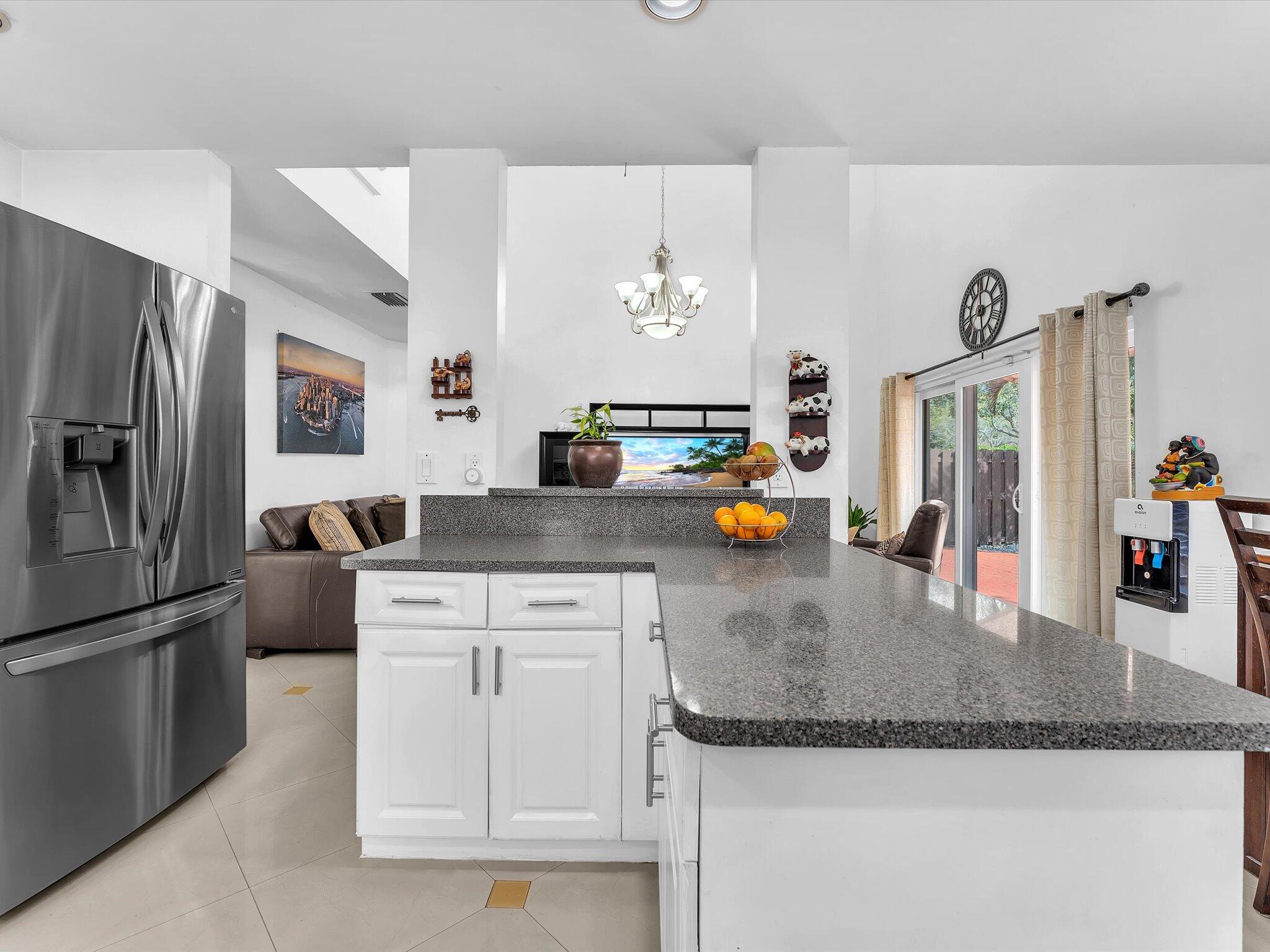 7456 NW 25th Street