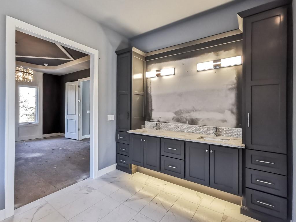 21506 W 45th Terrace